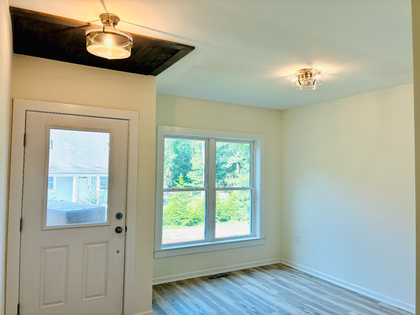 128 Manchester Avenue