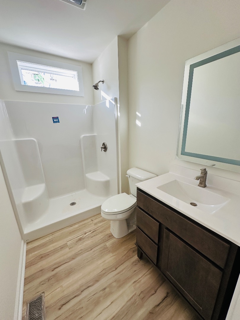 128 Manchester Avenue