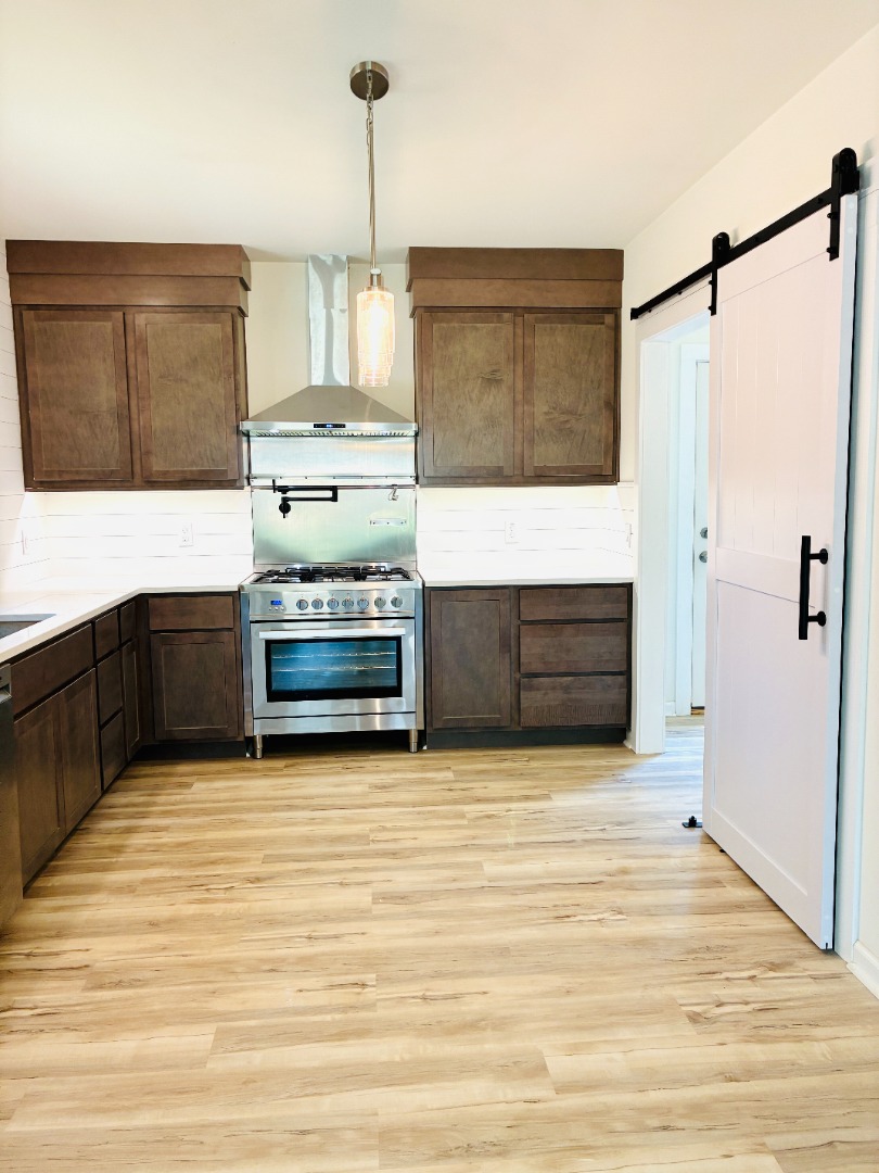 128 Manchester Avenue