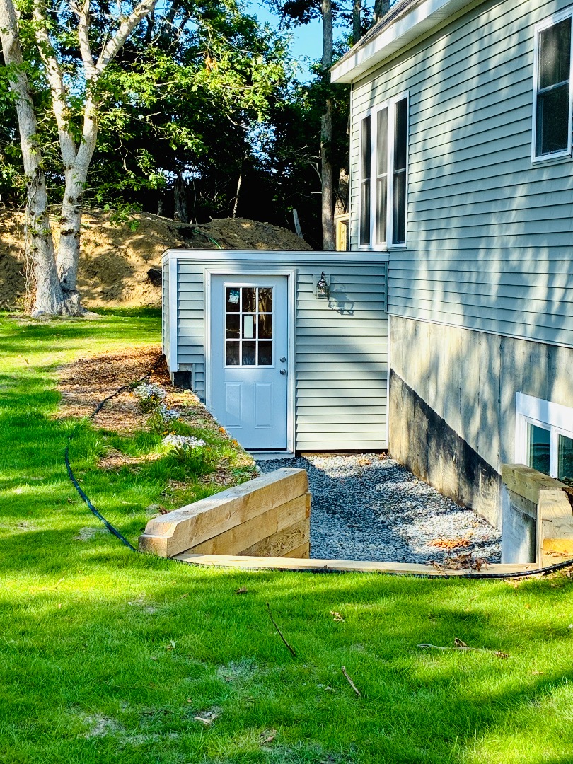 128 Manchester Avenue