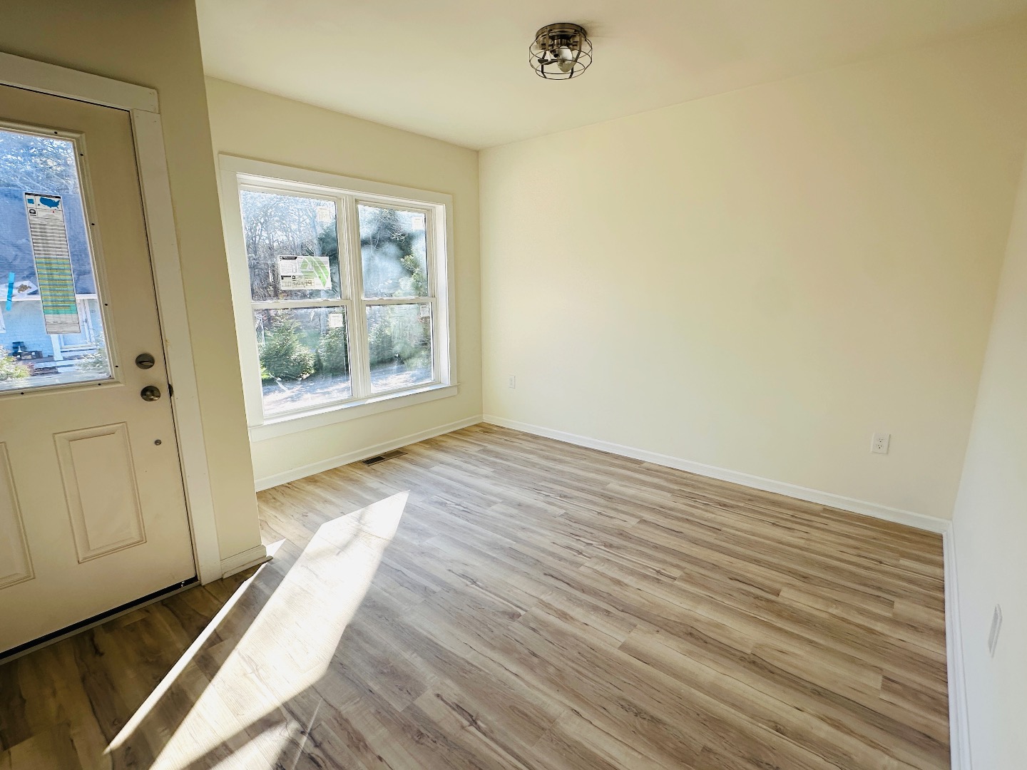 128 Manchester Avenue