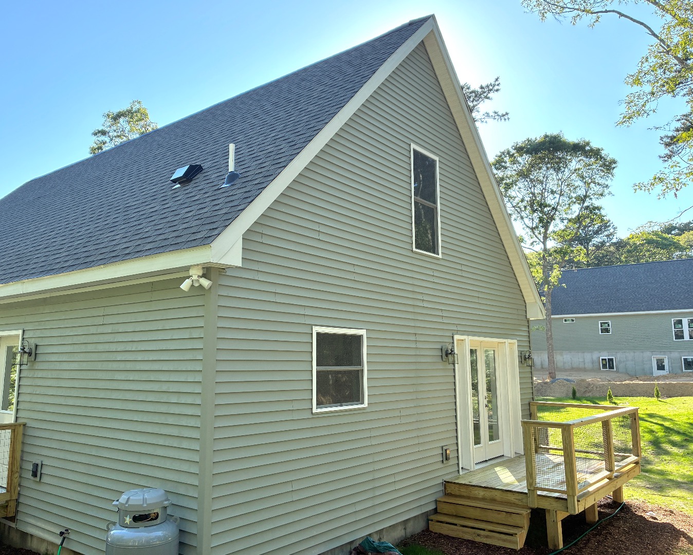 128 Manchester Avenue