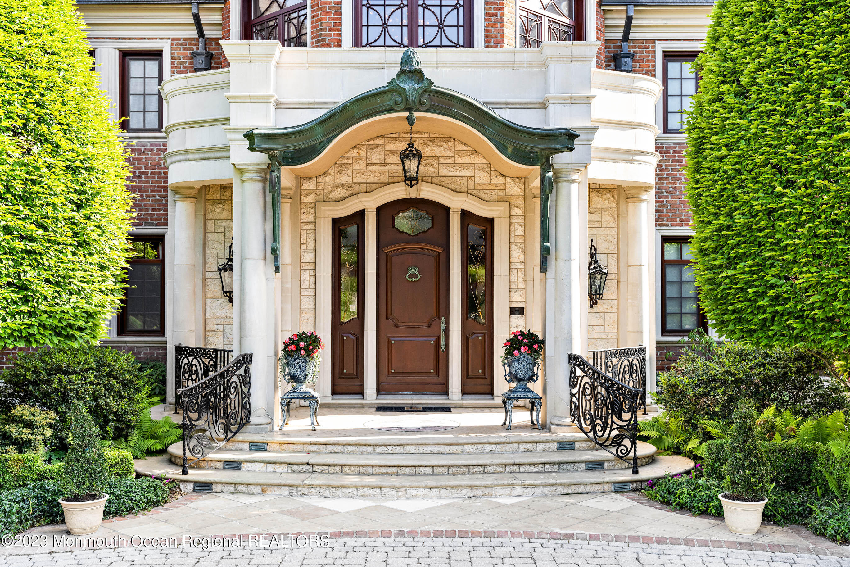 15 Sailors Way