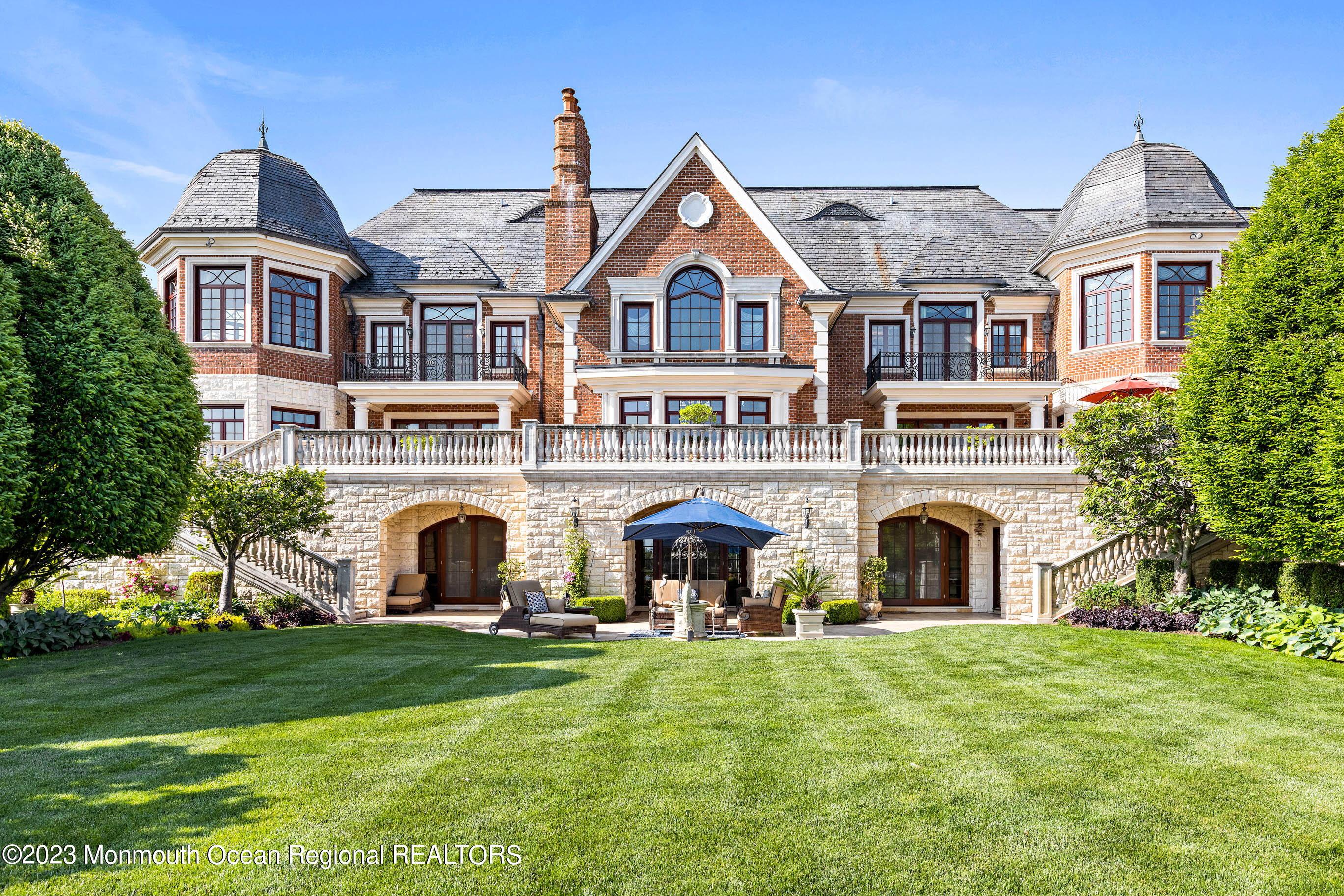 15 Sailors Way