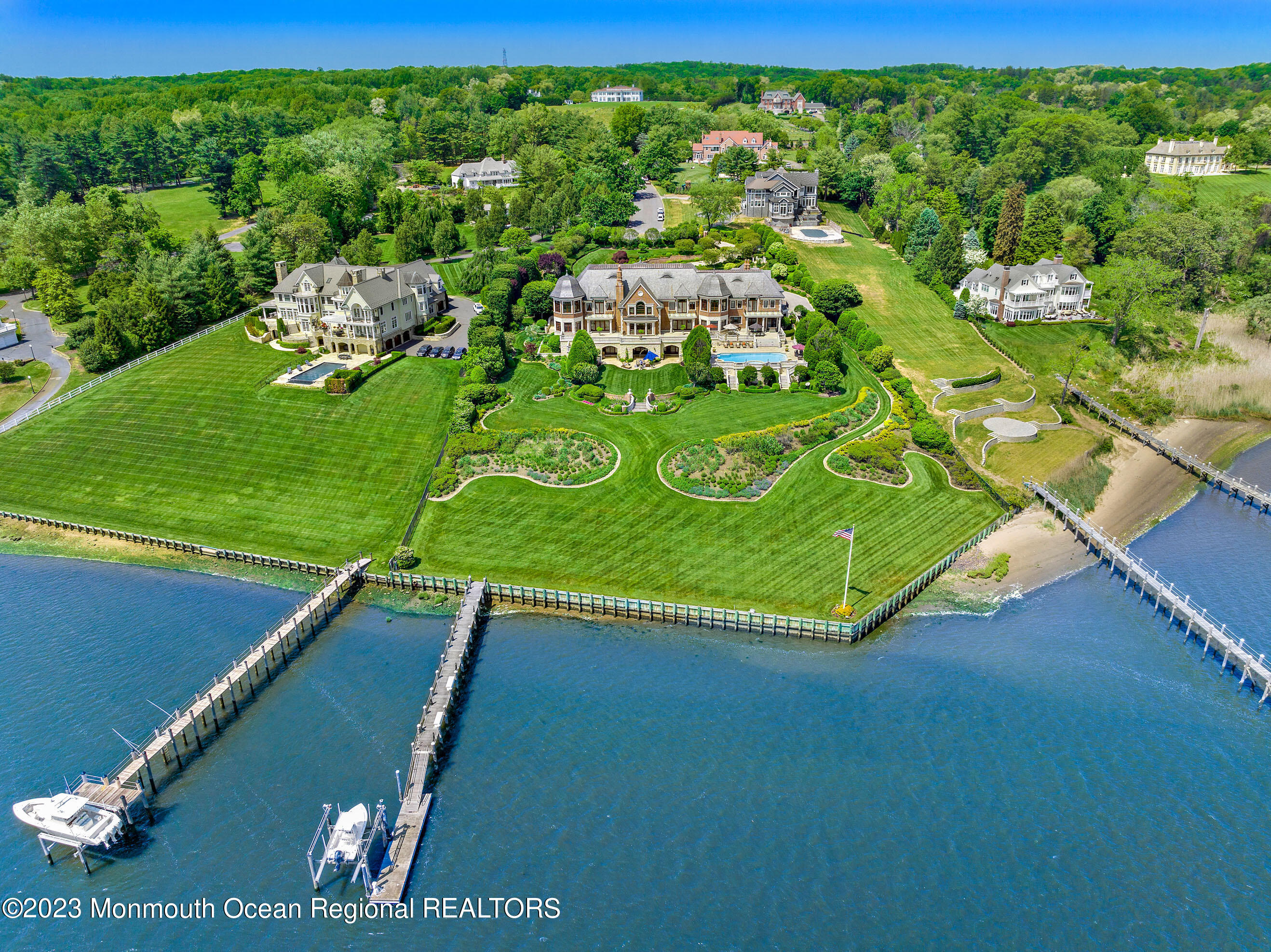 15 Sailors Way