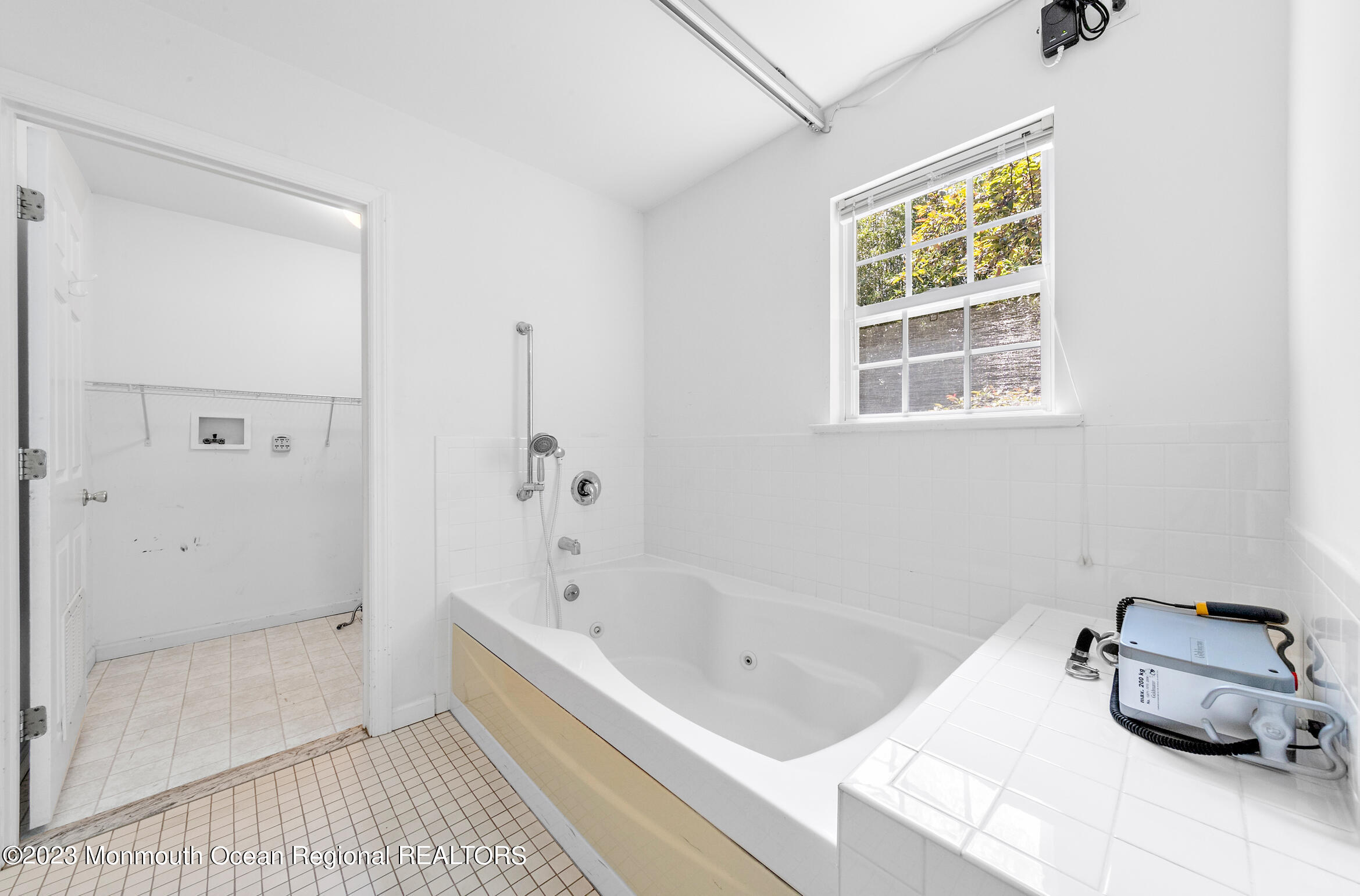 106 S Cookman Avenue