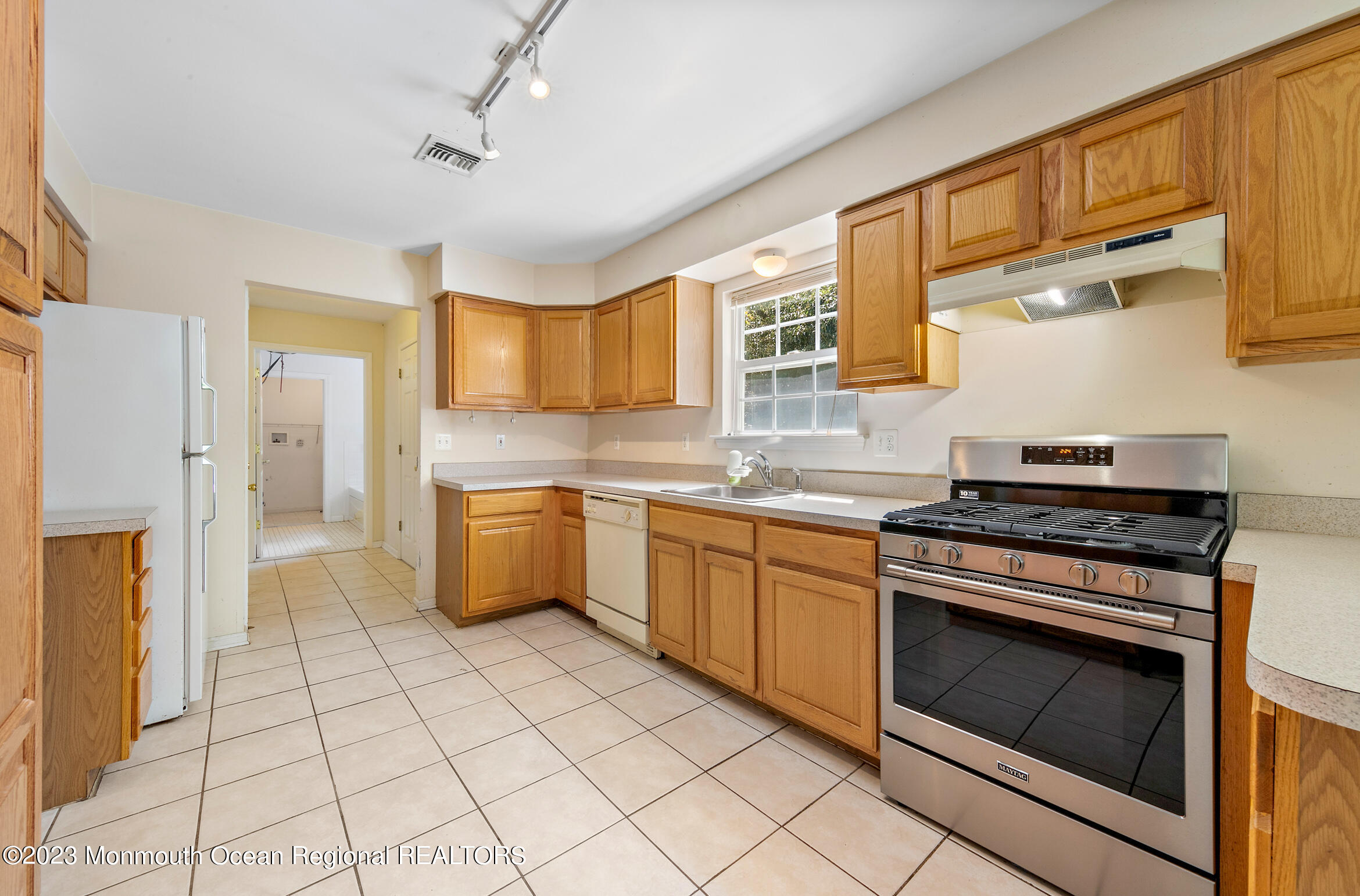 106 S Cookman Avenue