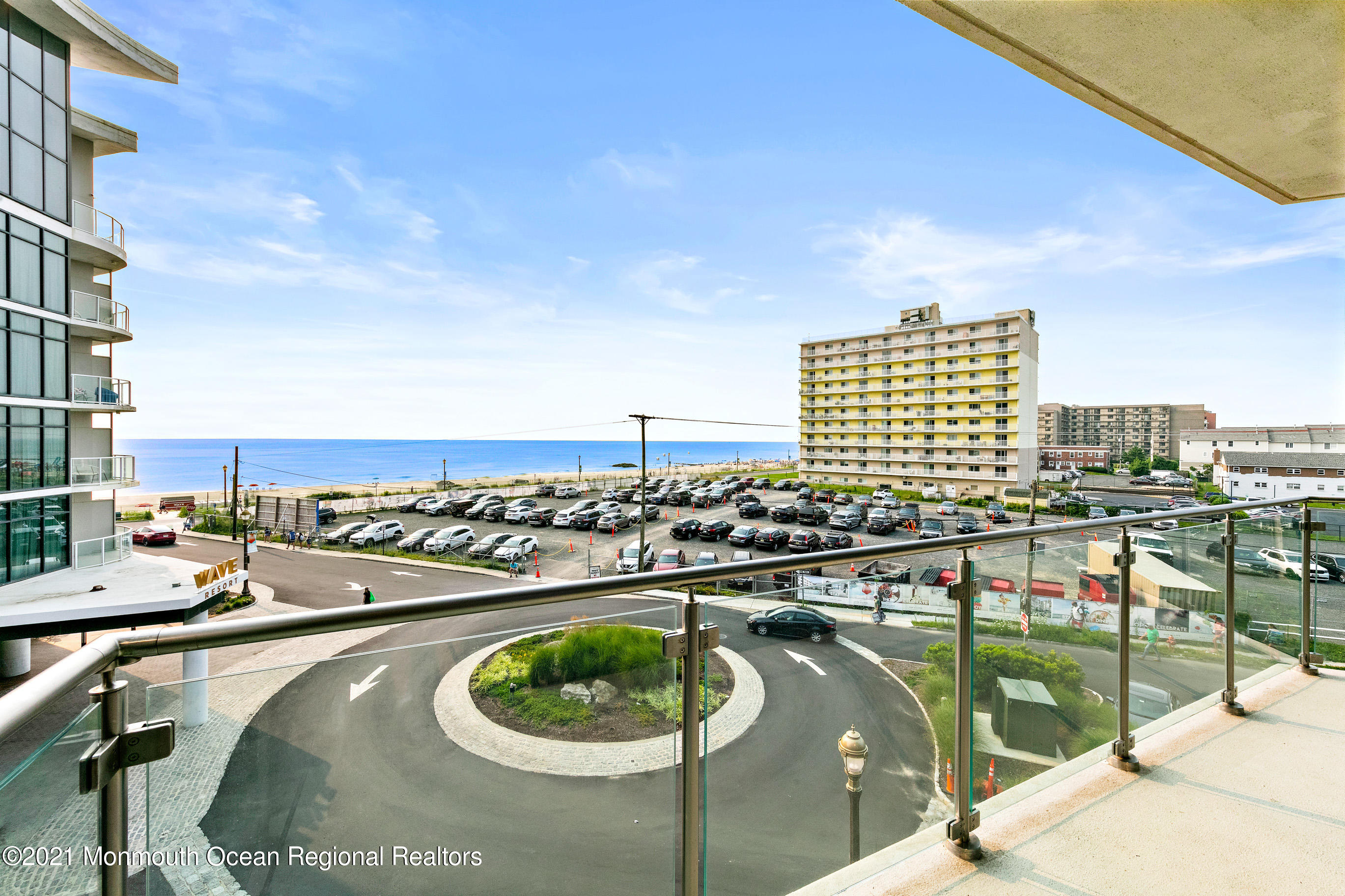 15 Morris Avenue, 317