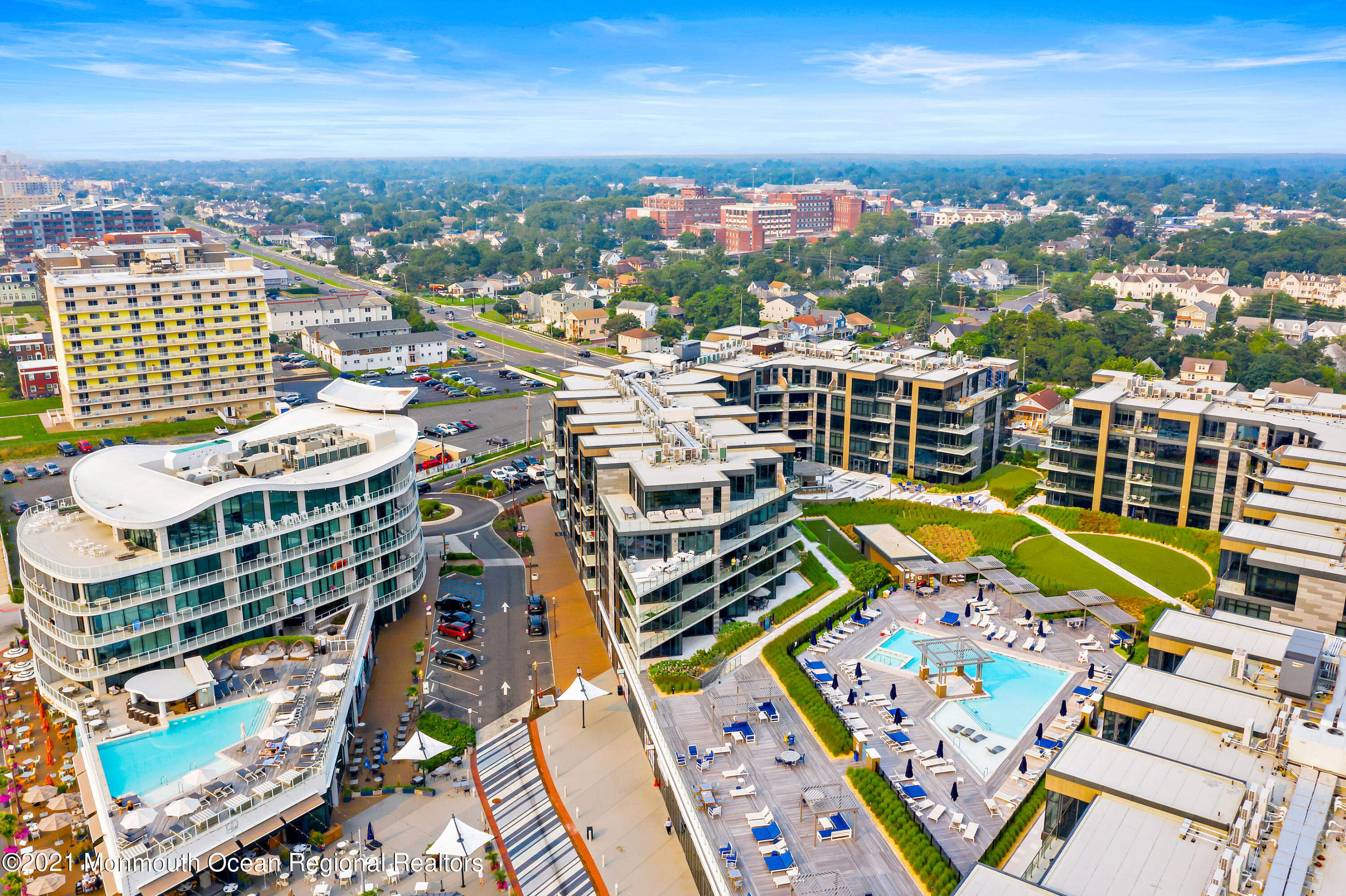 15 Morris Avenue, 317