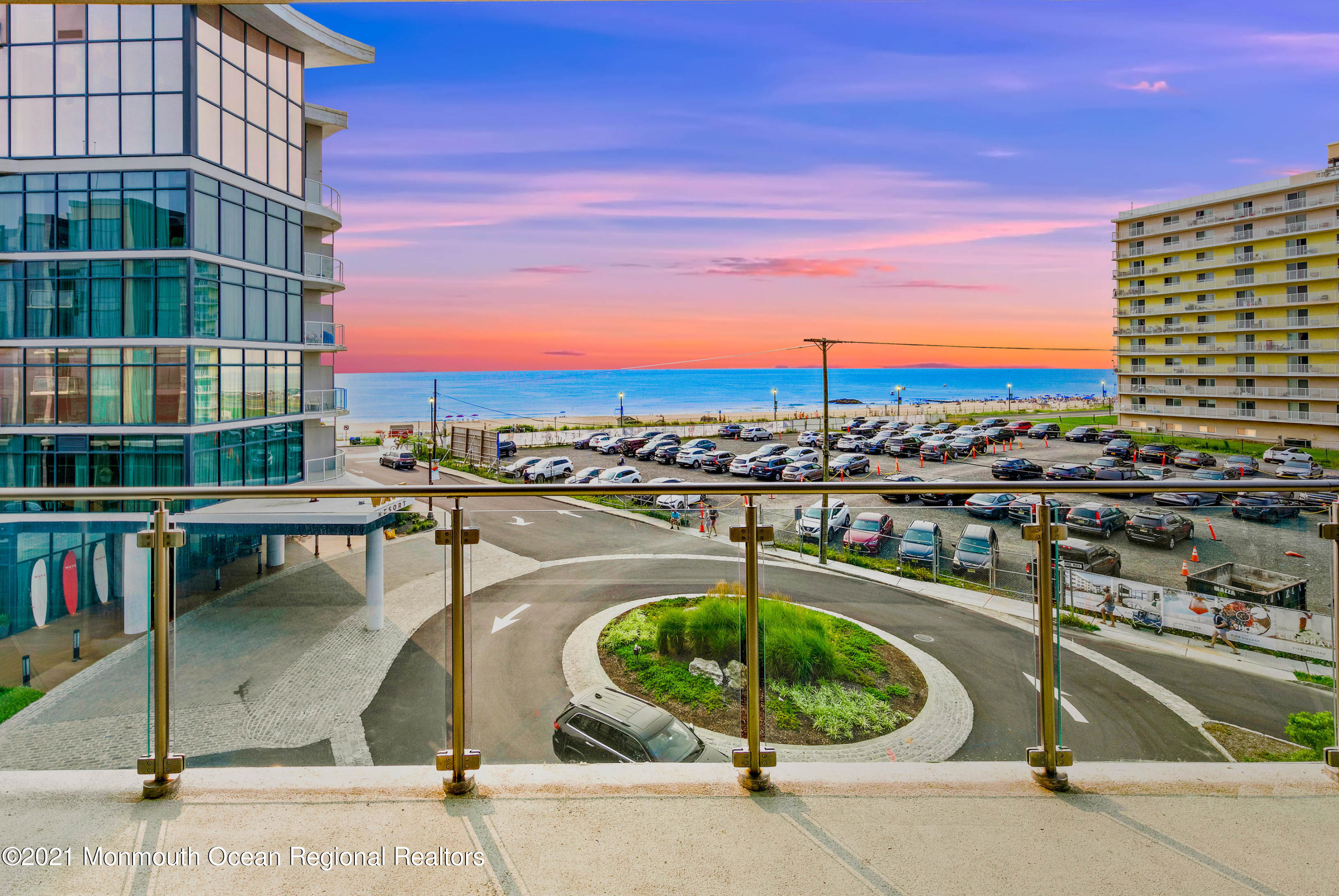 15 Morris Avenue, 317