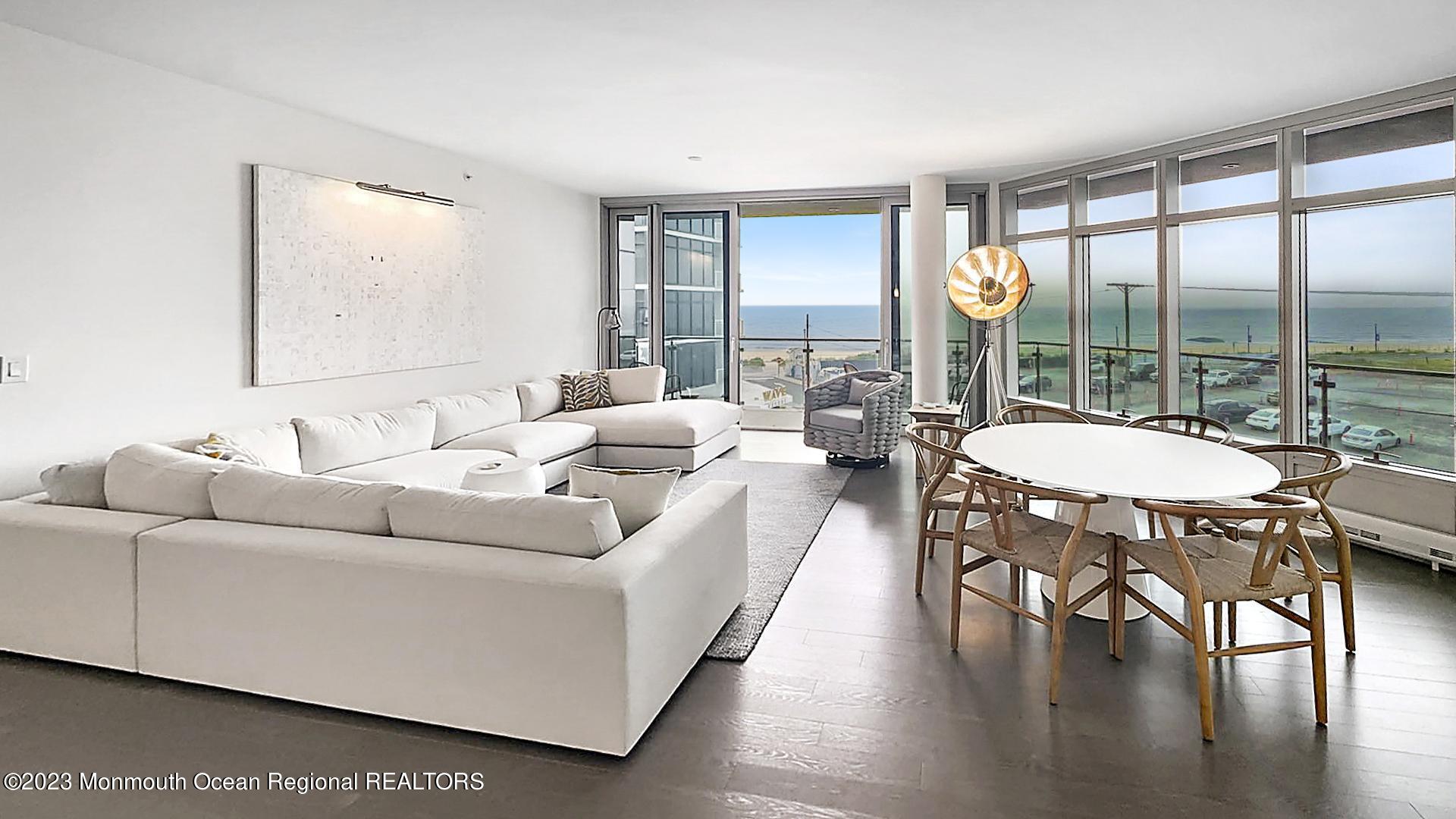 15 Morris Avenue, 317