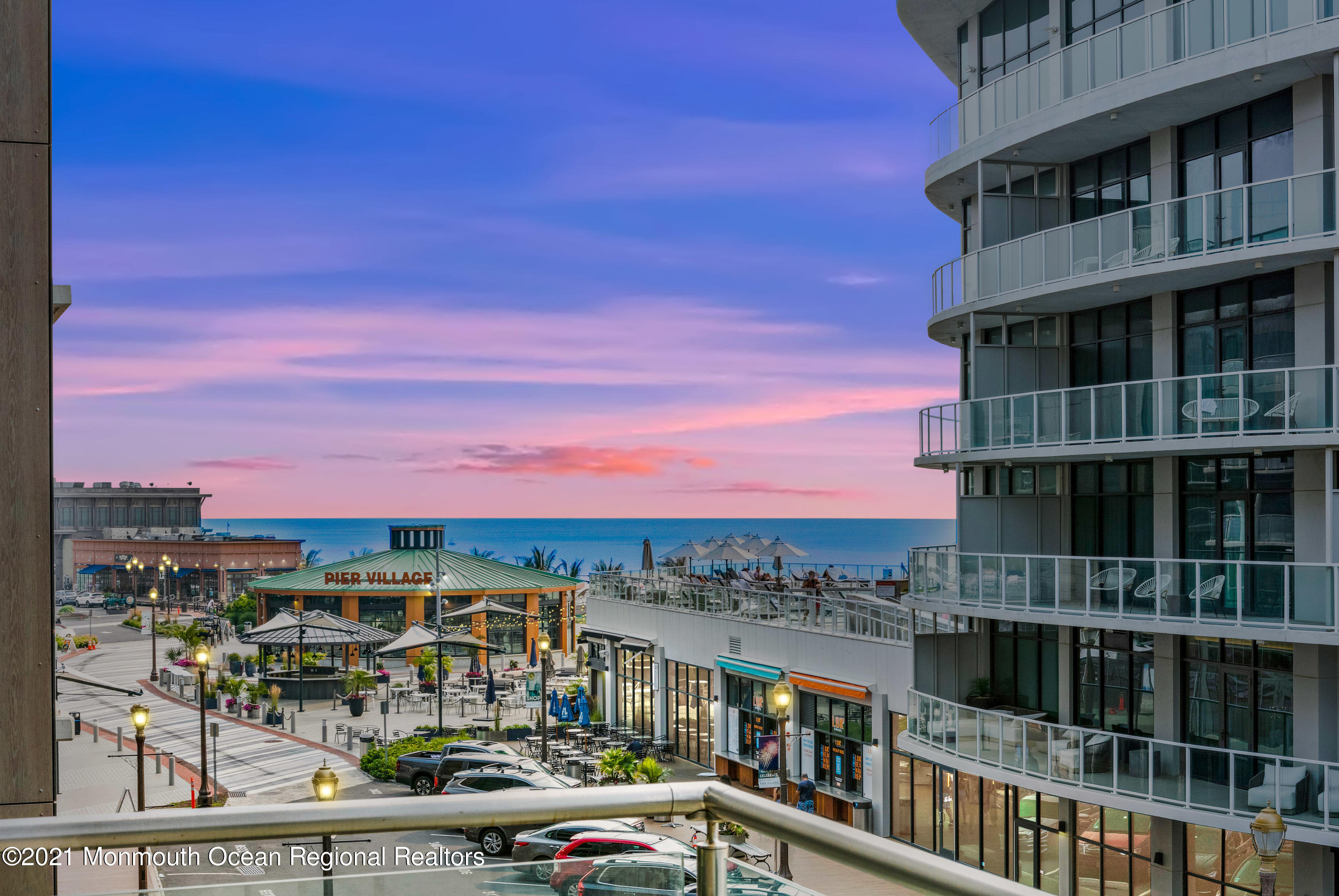 15 Morris Avenue, 317