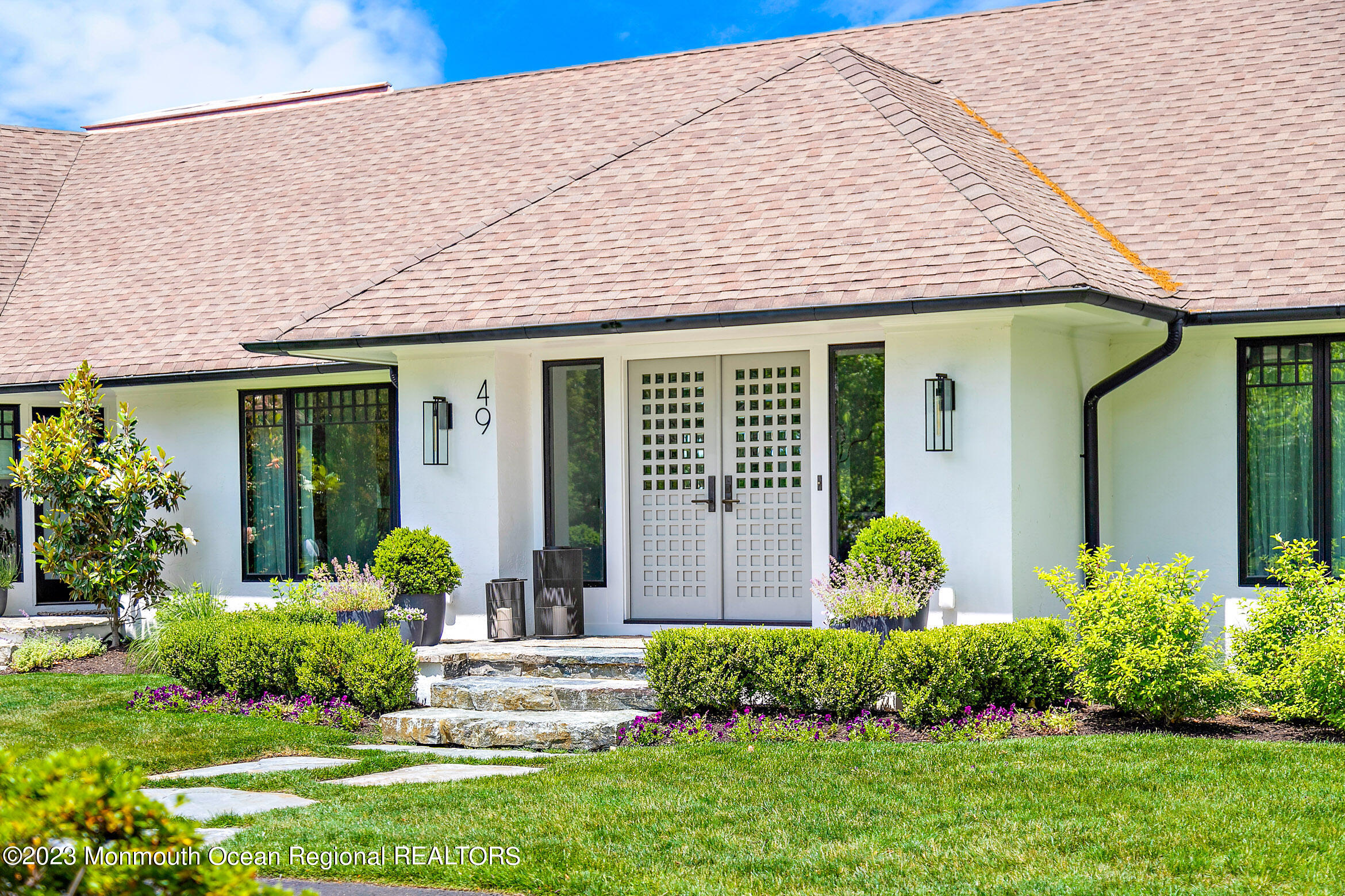 49 Gooseneck Point Road