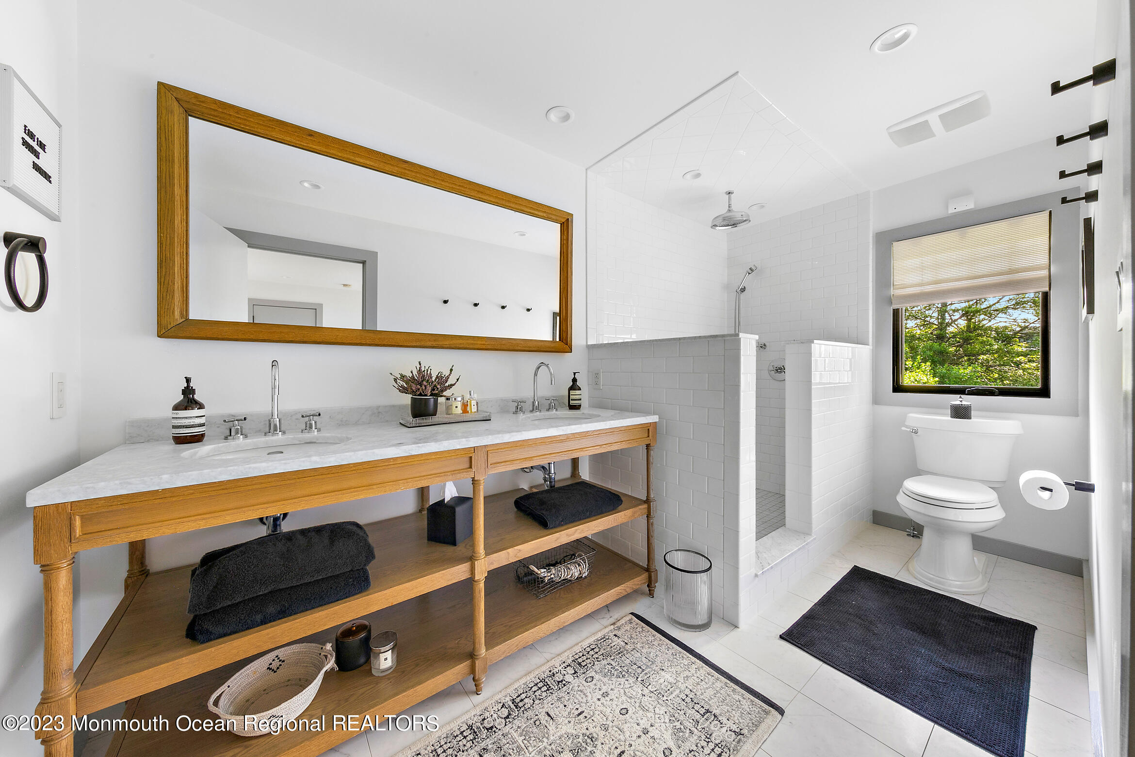 49 Gooseneck Point Road