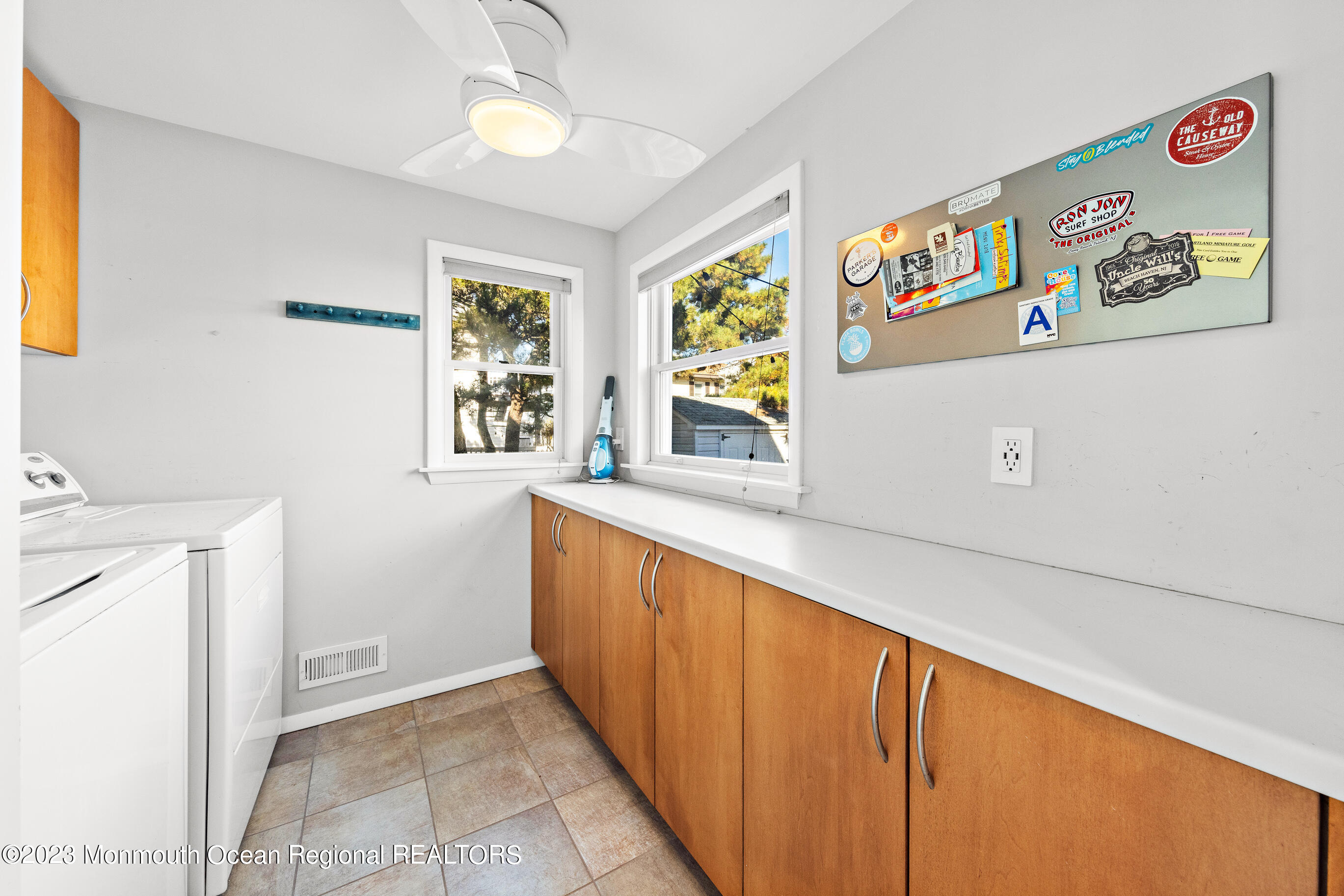 107 E New York Avenue