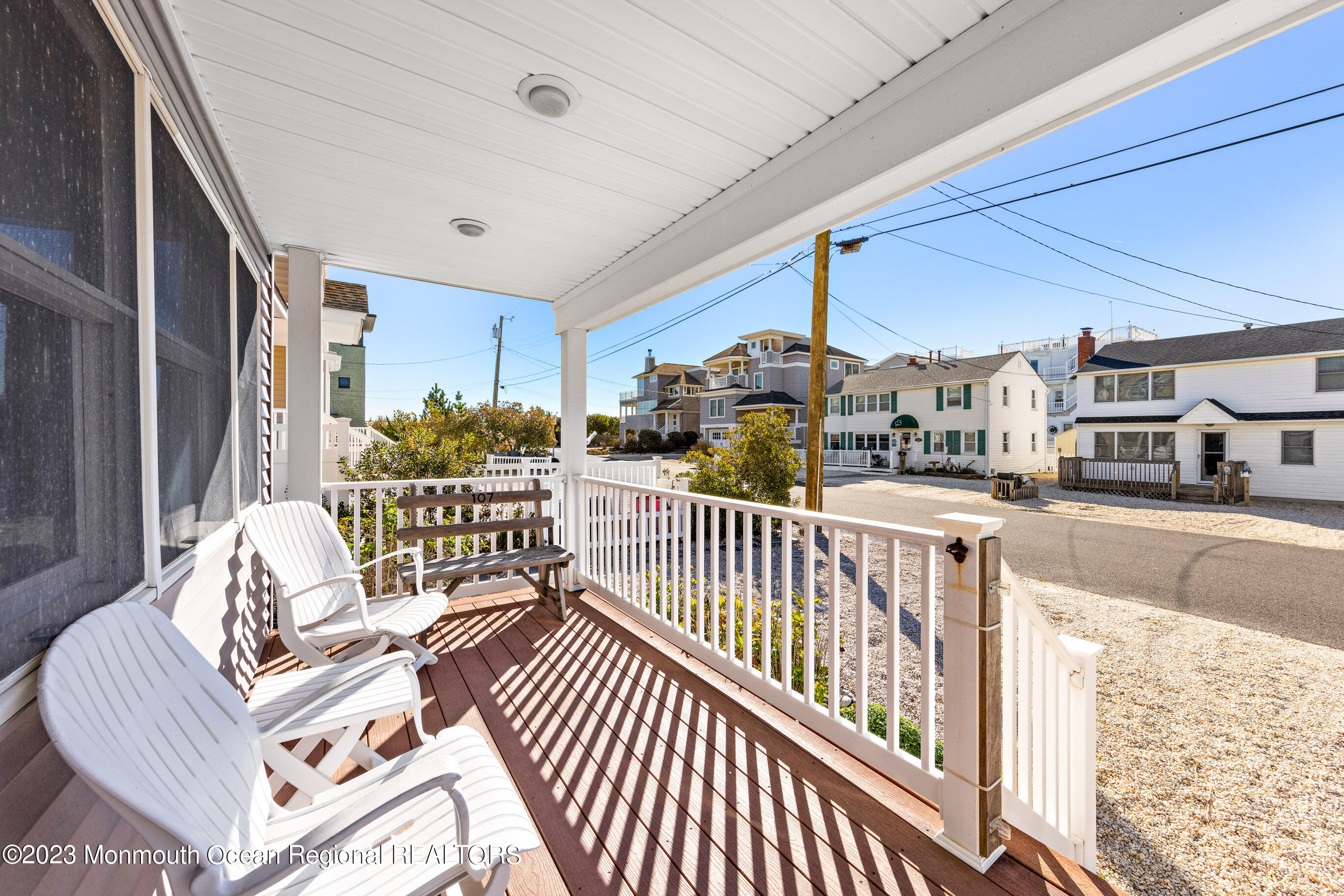 107 E New York Avenue