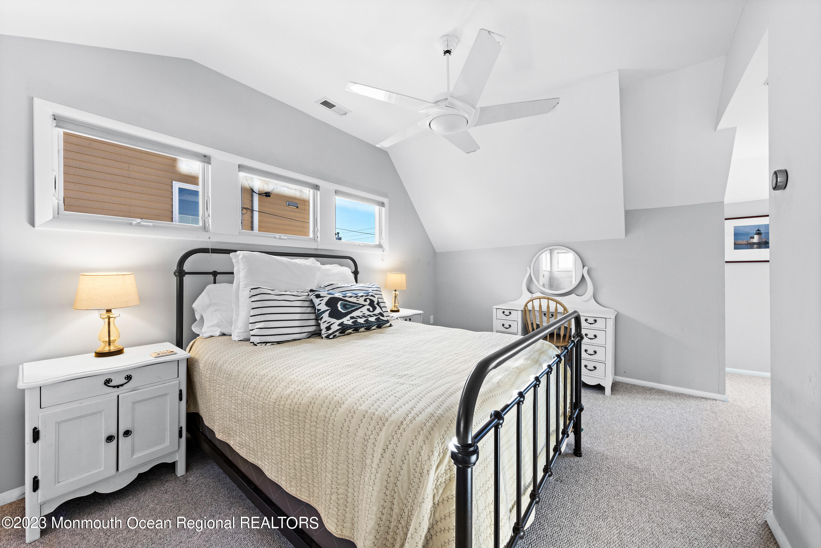 107 E New York Avenue