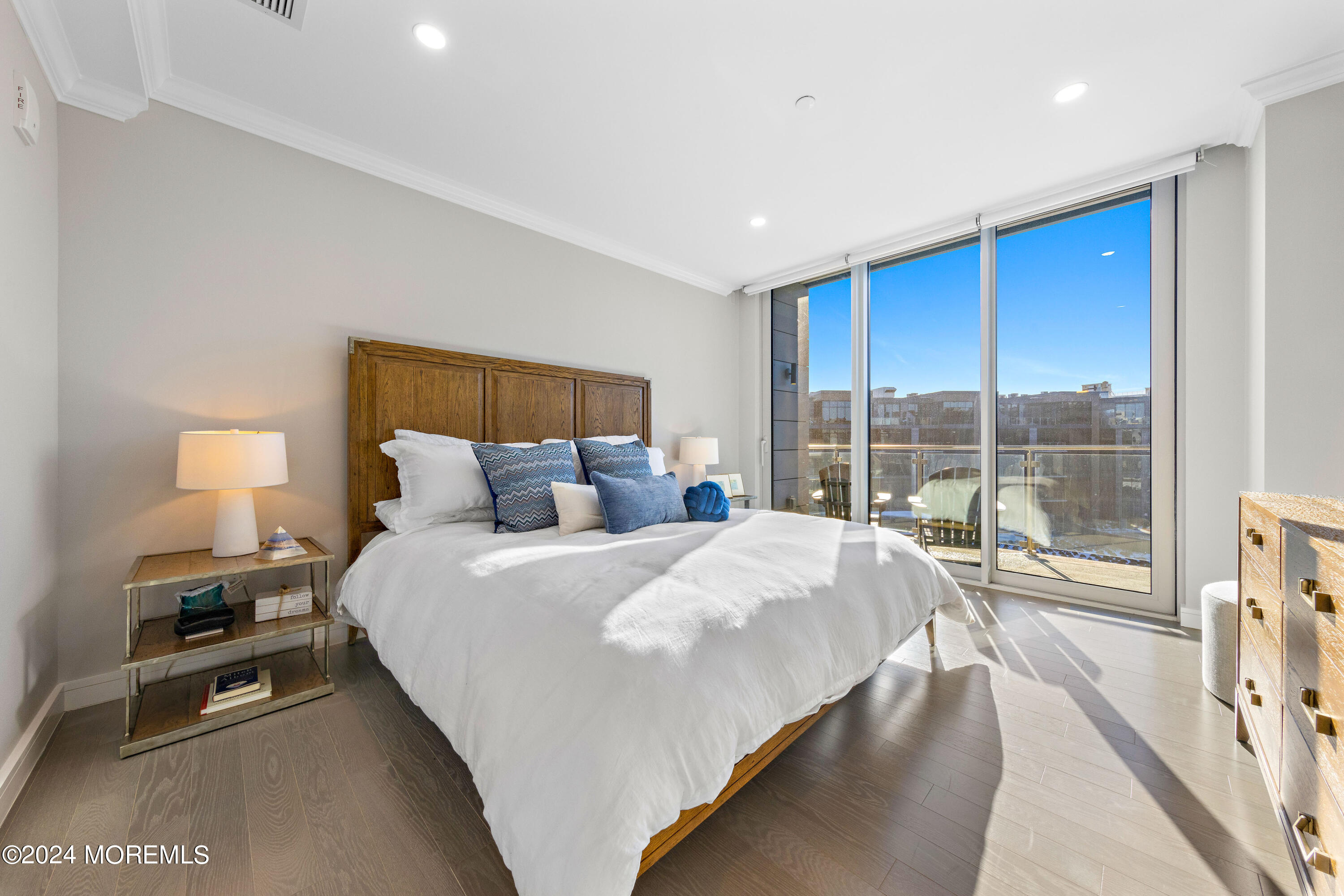 30 Melrose Terrace, 512