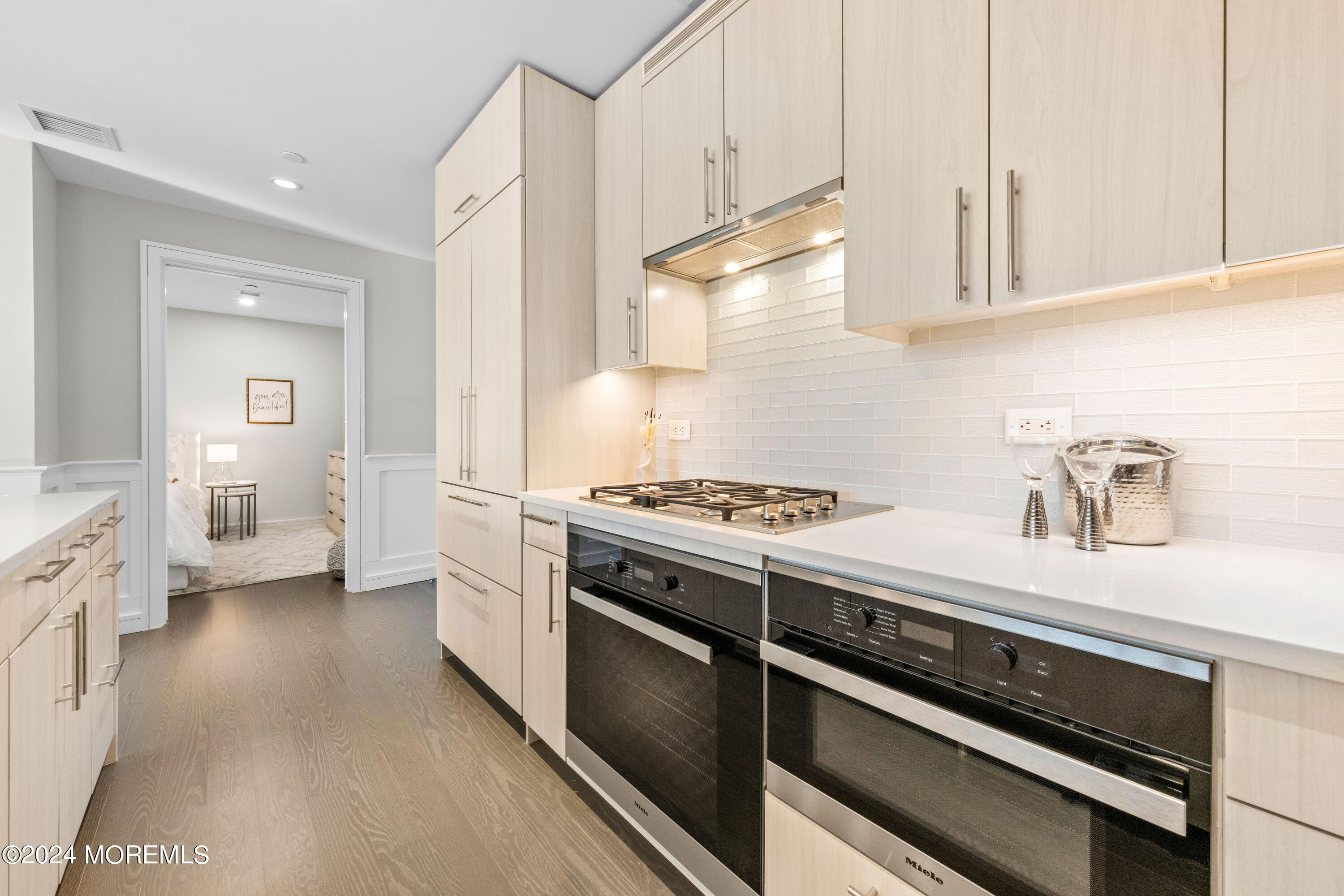 30 Melrose Terrace, 512