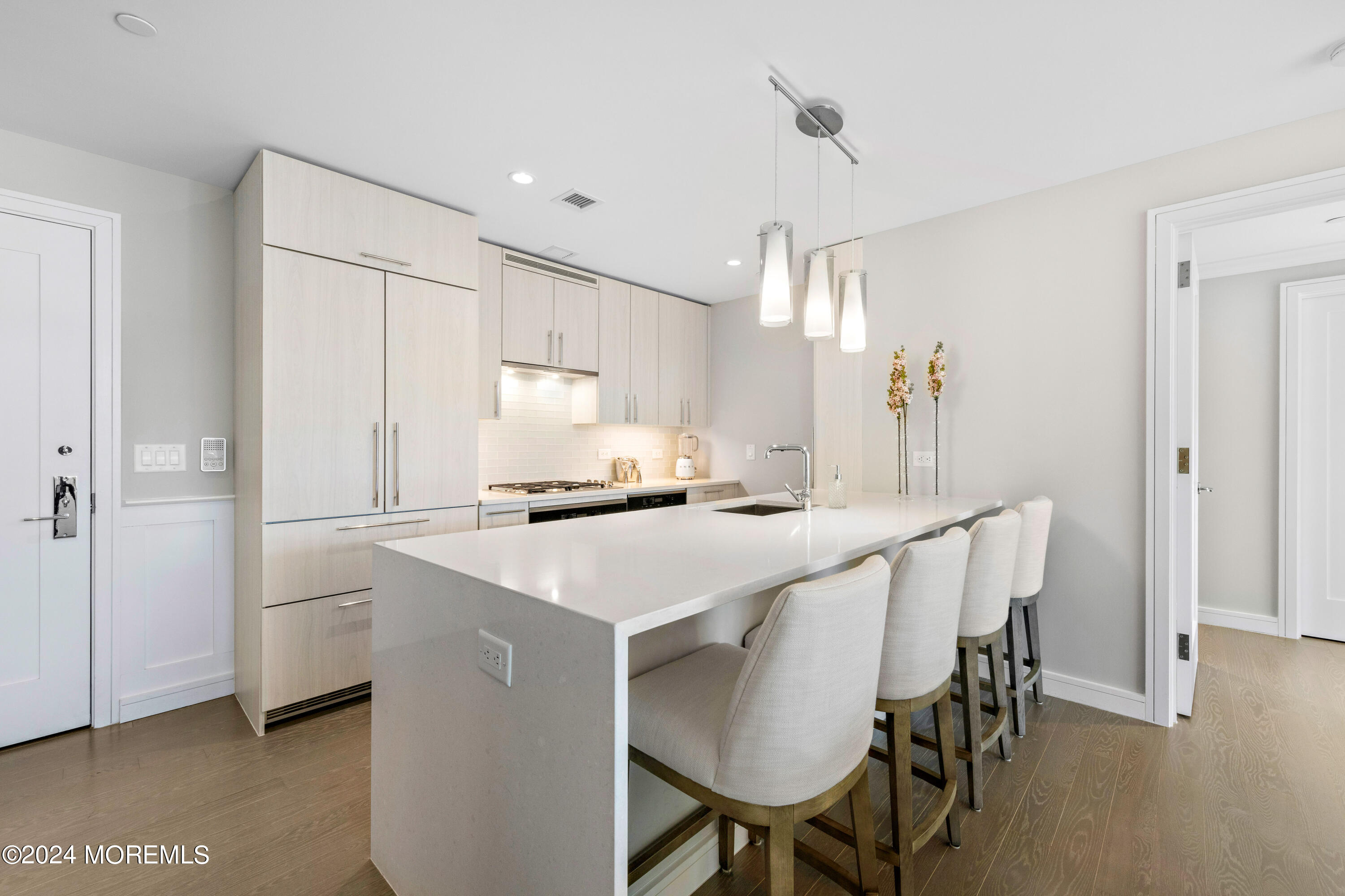 30 Melrose Terrace, 512