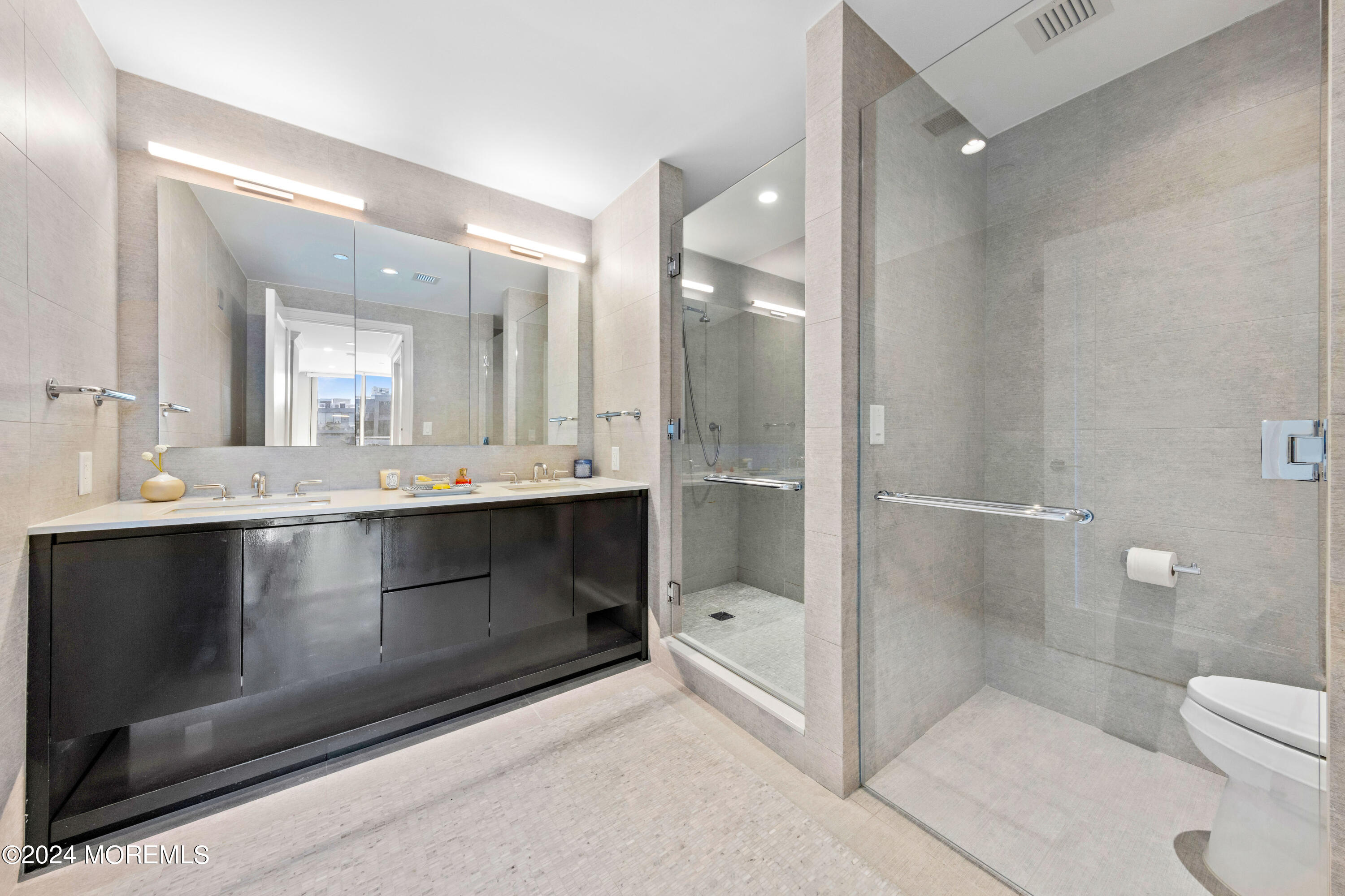 30 Melrose Terrace, 512