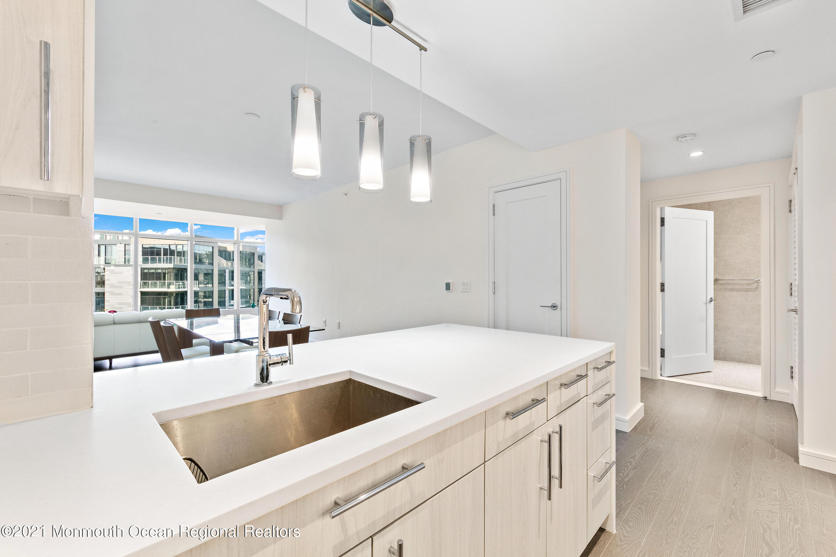 15 Morris Avenue, 508 ANNUAL