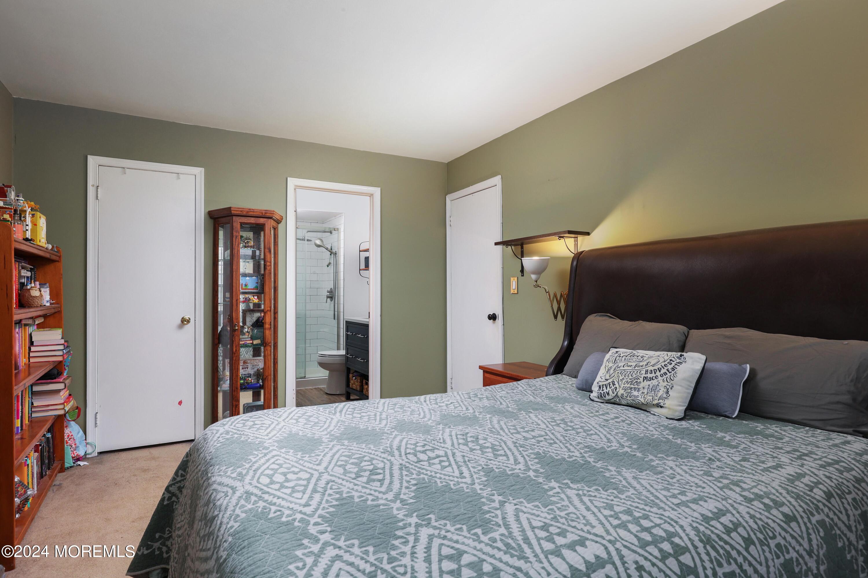 1001 Wellington Place