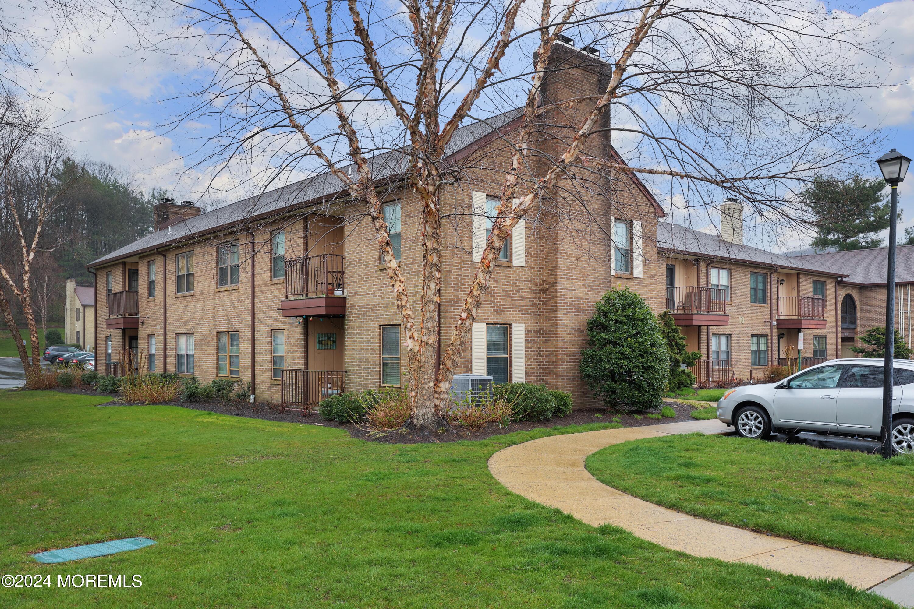 1001 Wellington Place