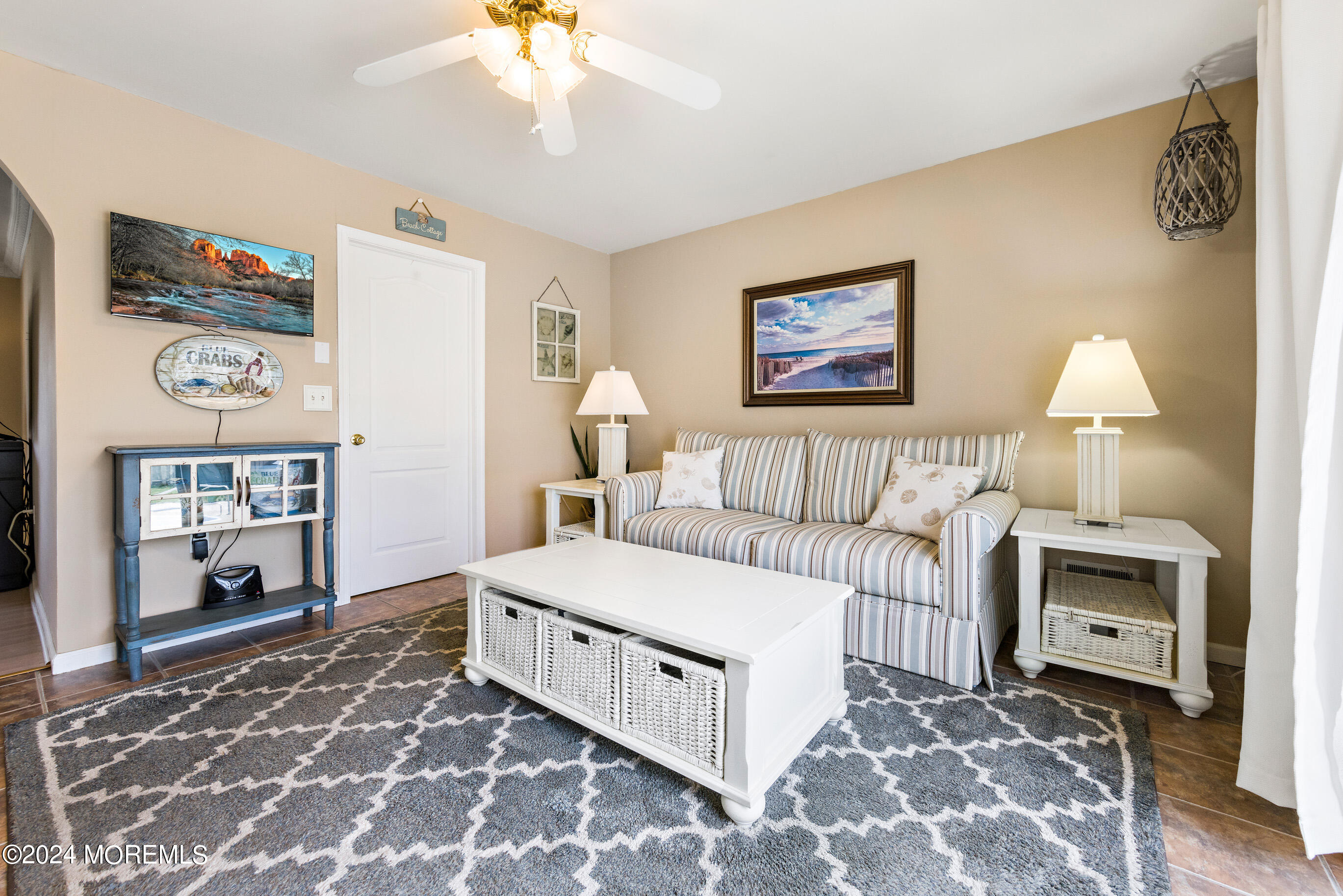 275 S Lakeshore Drive