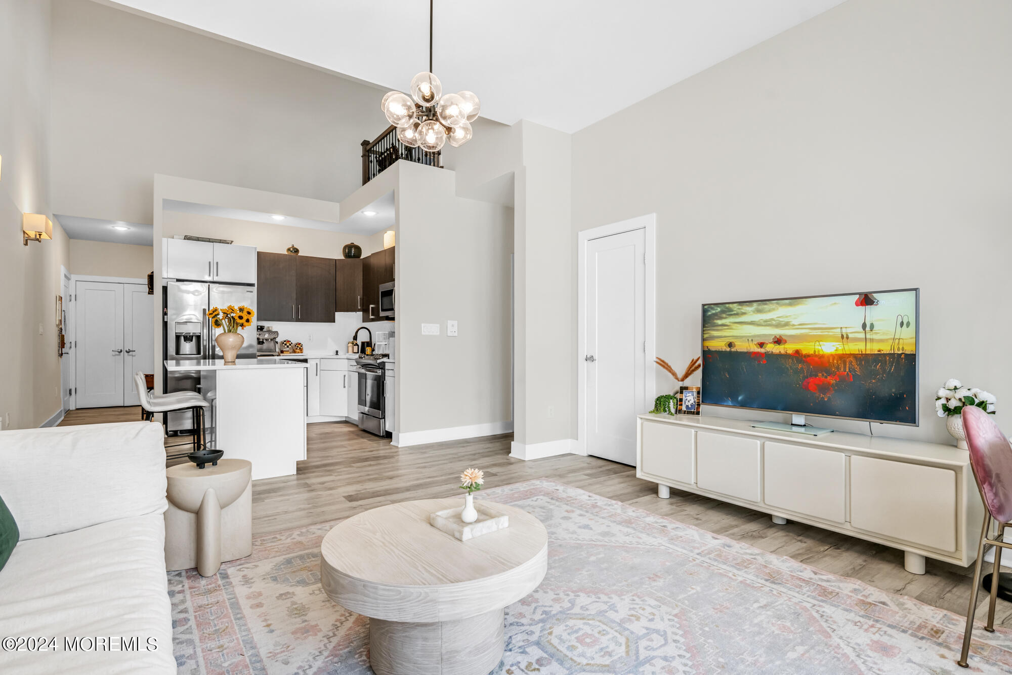 237 Lincoln Avenue, 301