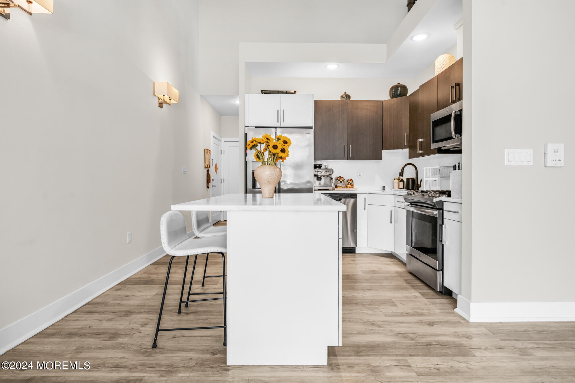 237 Lincoln Avenue, 301