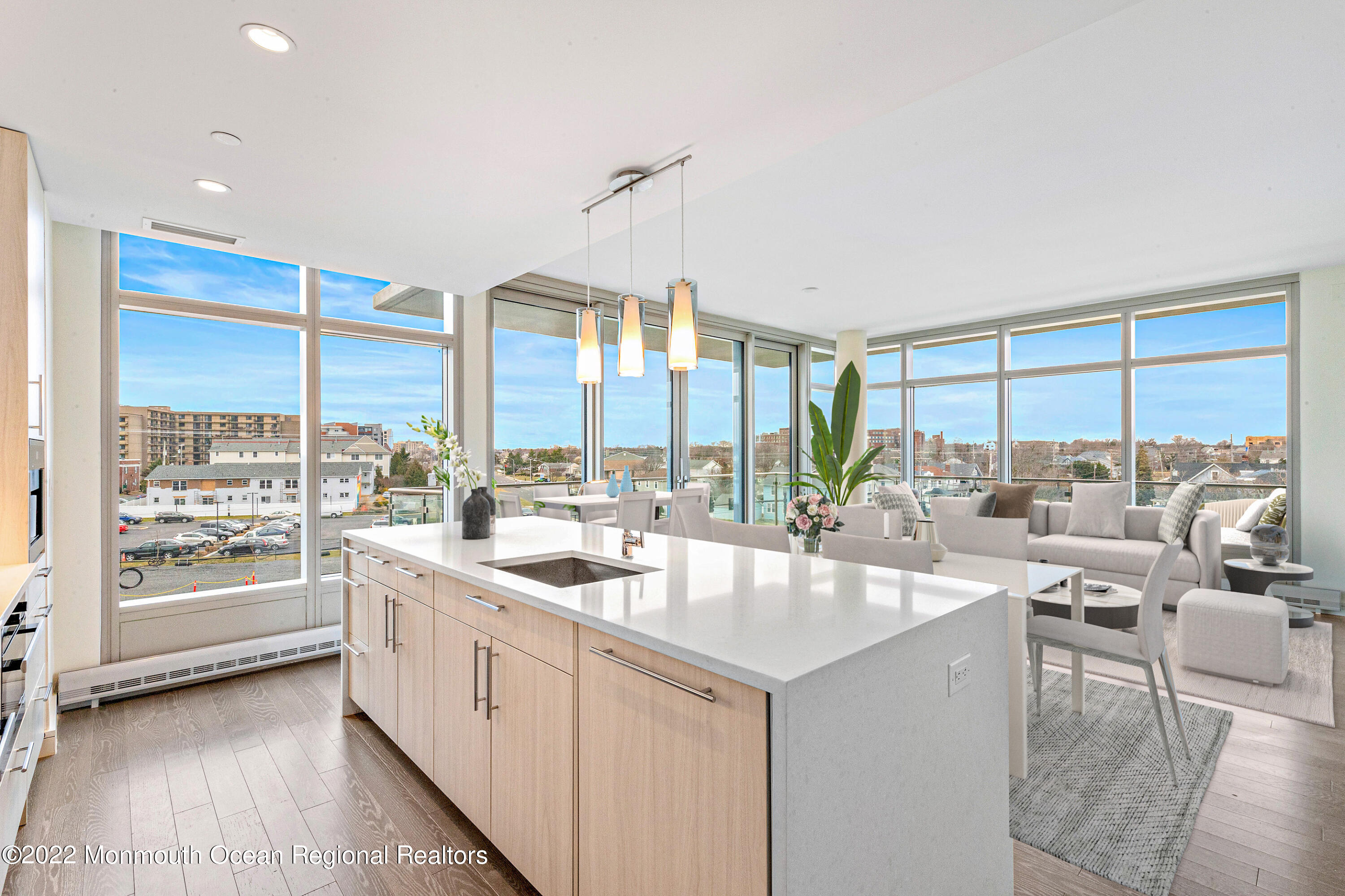 15 Morris Avenue, 322