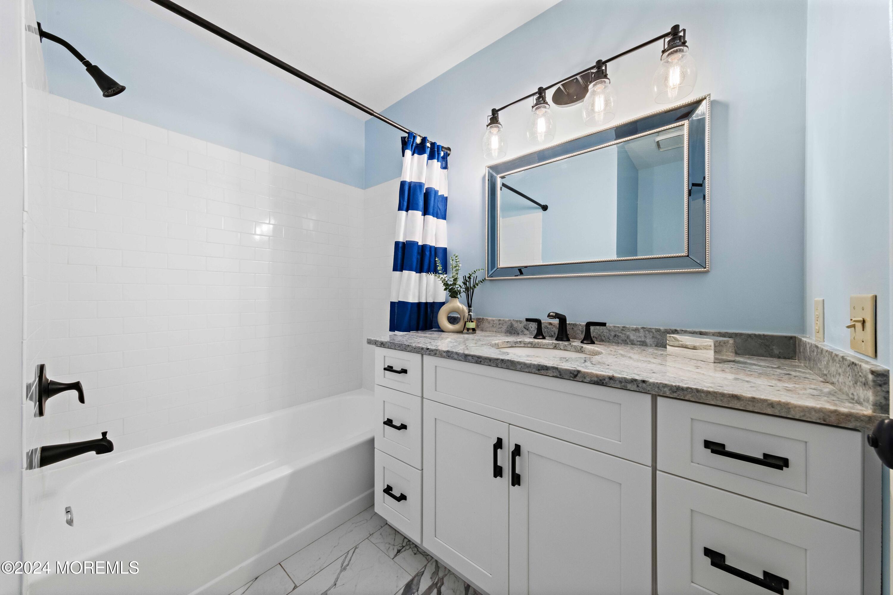 45 Rawson Circle, 1402