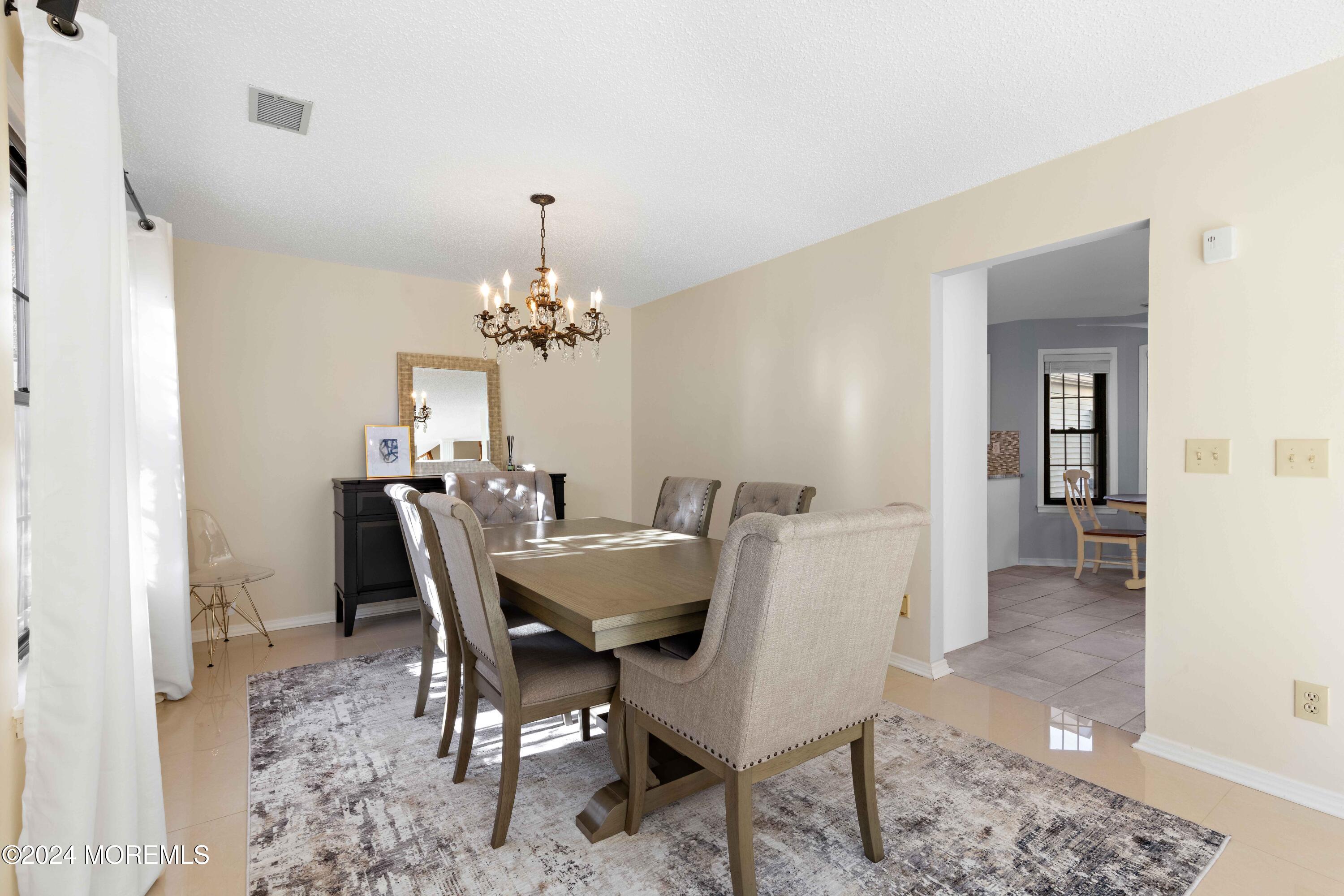 45 Rawson Circle, 1402