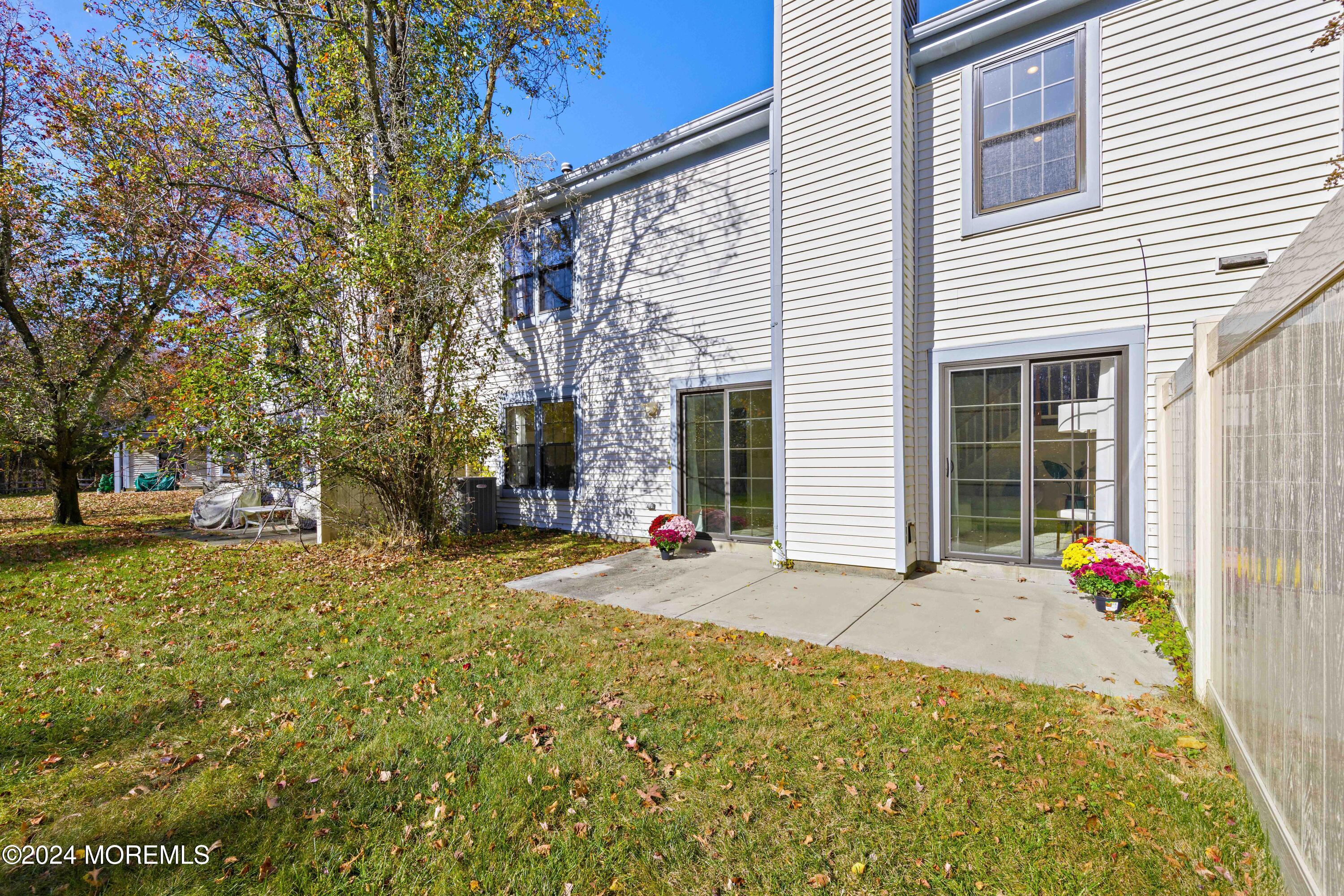 45 Rawson Circle, 1402