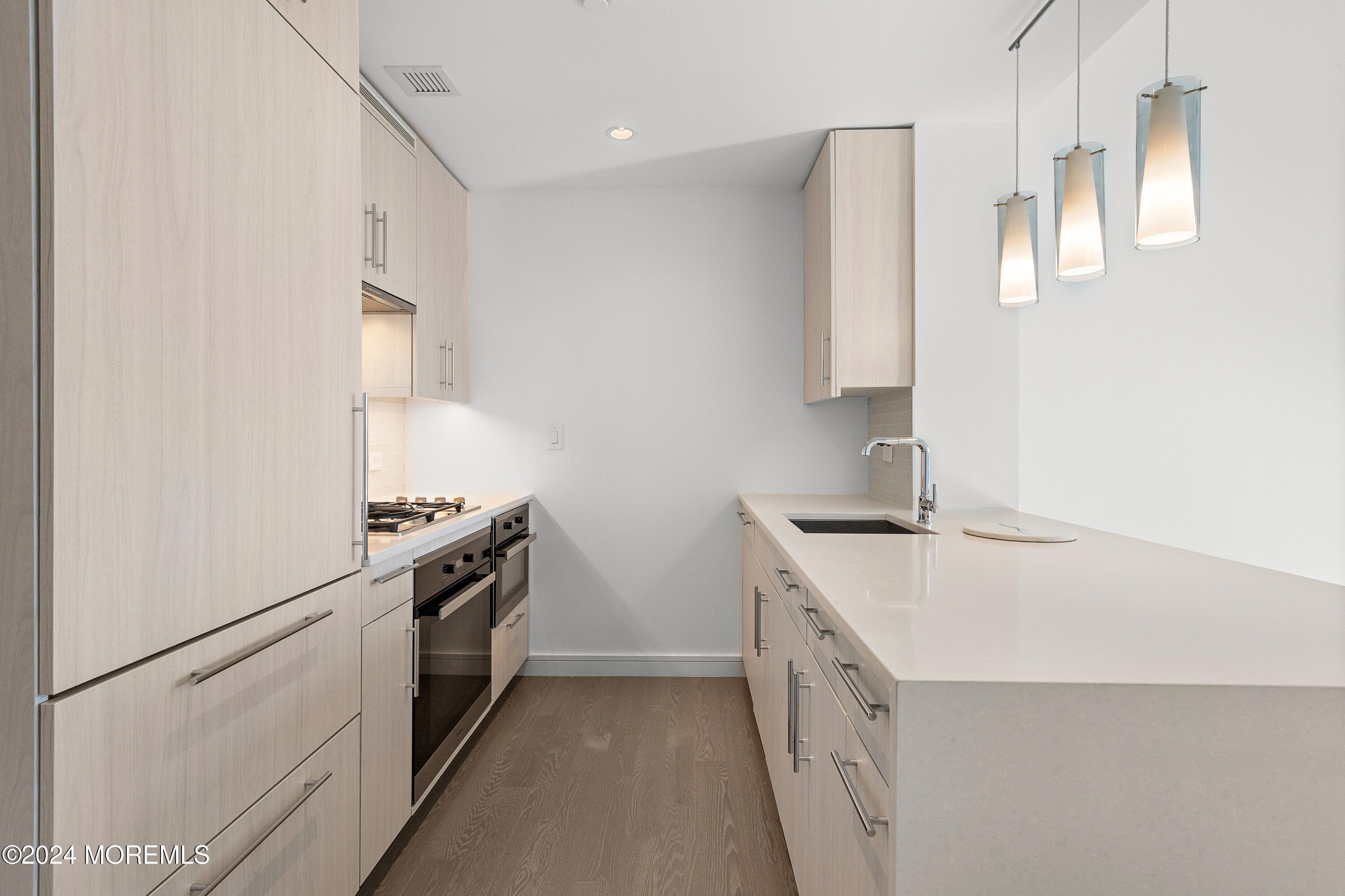 20 Melrose Terrace, 605