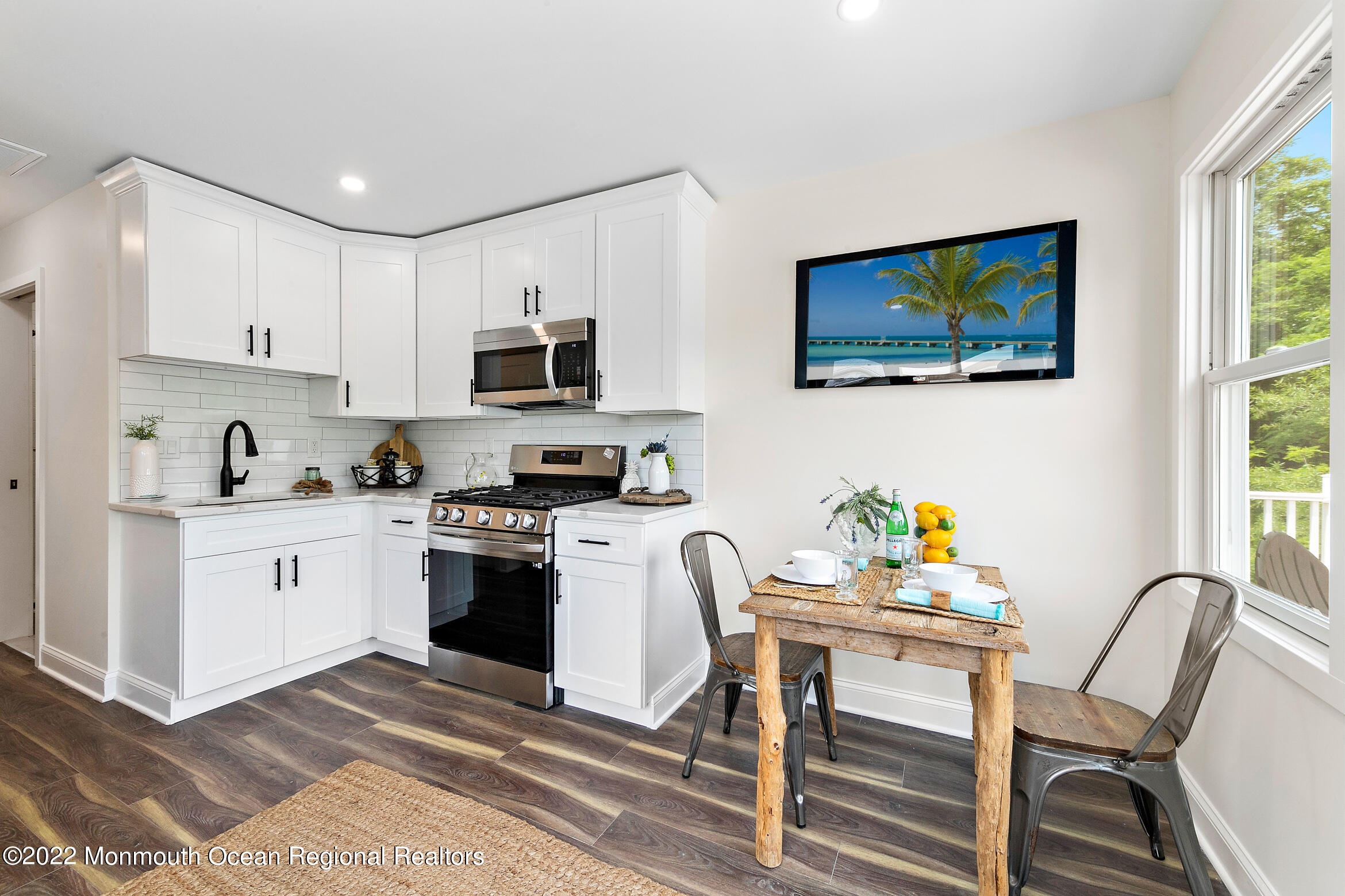 101 Shore Boulevard, #4