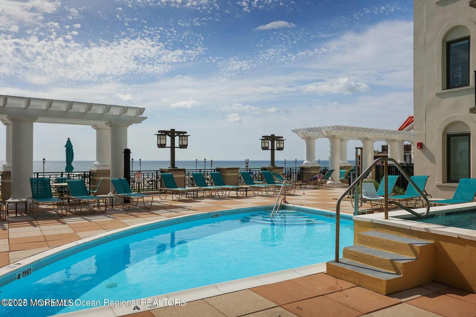 1501 Ocean Avenue 2506