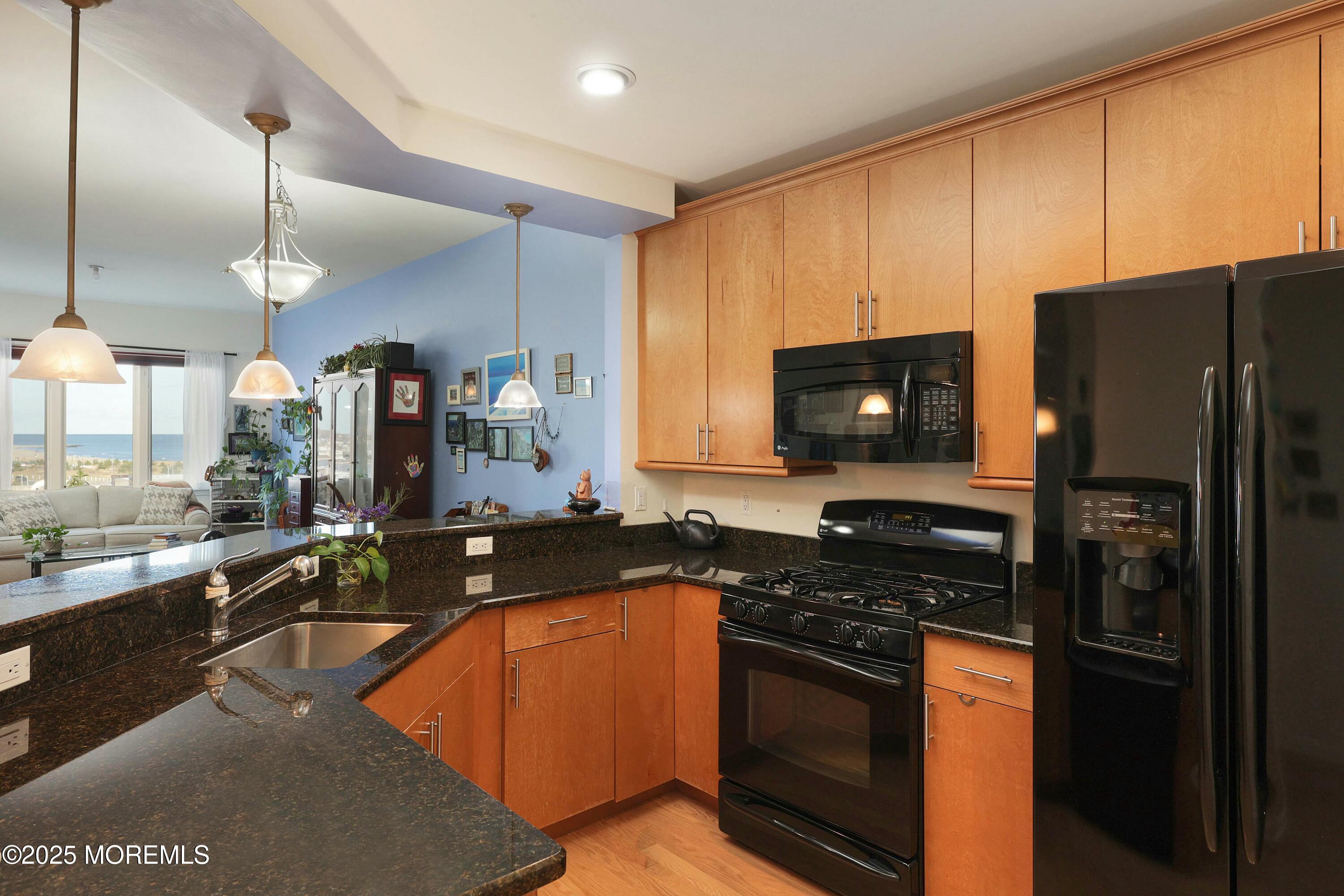 1501 Ocean Avenue 2506