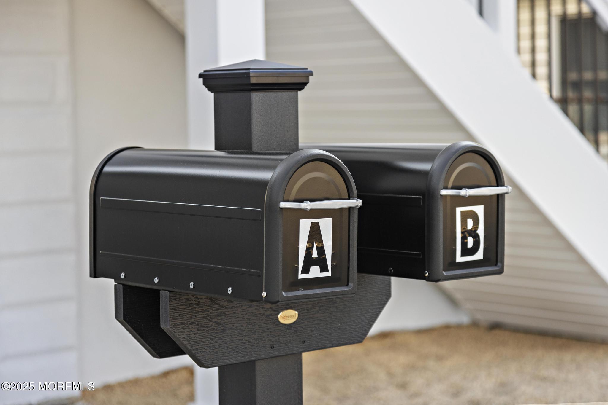 233 Dupont Avenue, 2