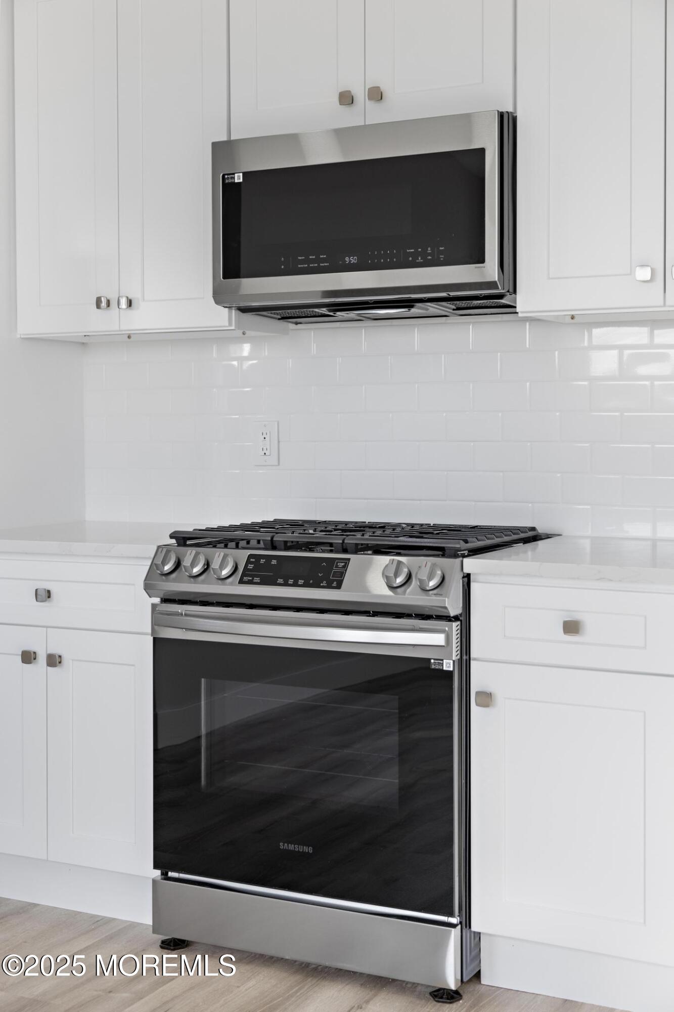 233 Dupont Avenue, 1