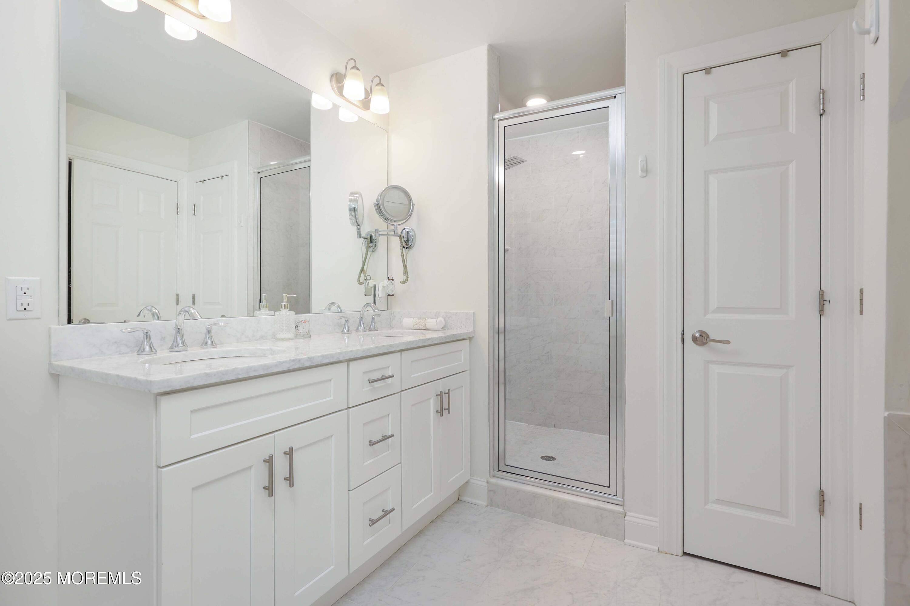 1125 Arnold Avenue 5