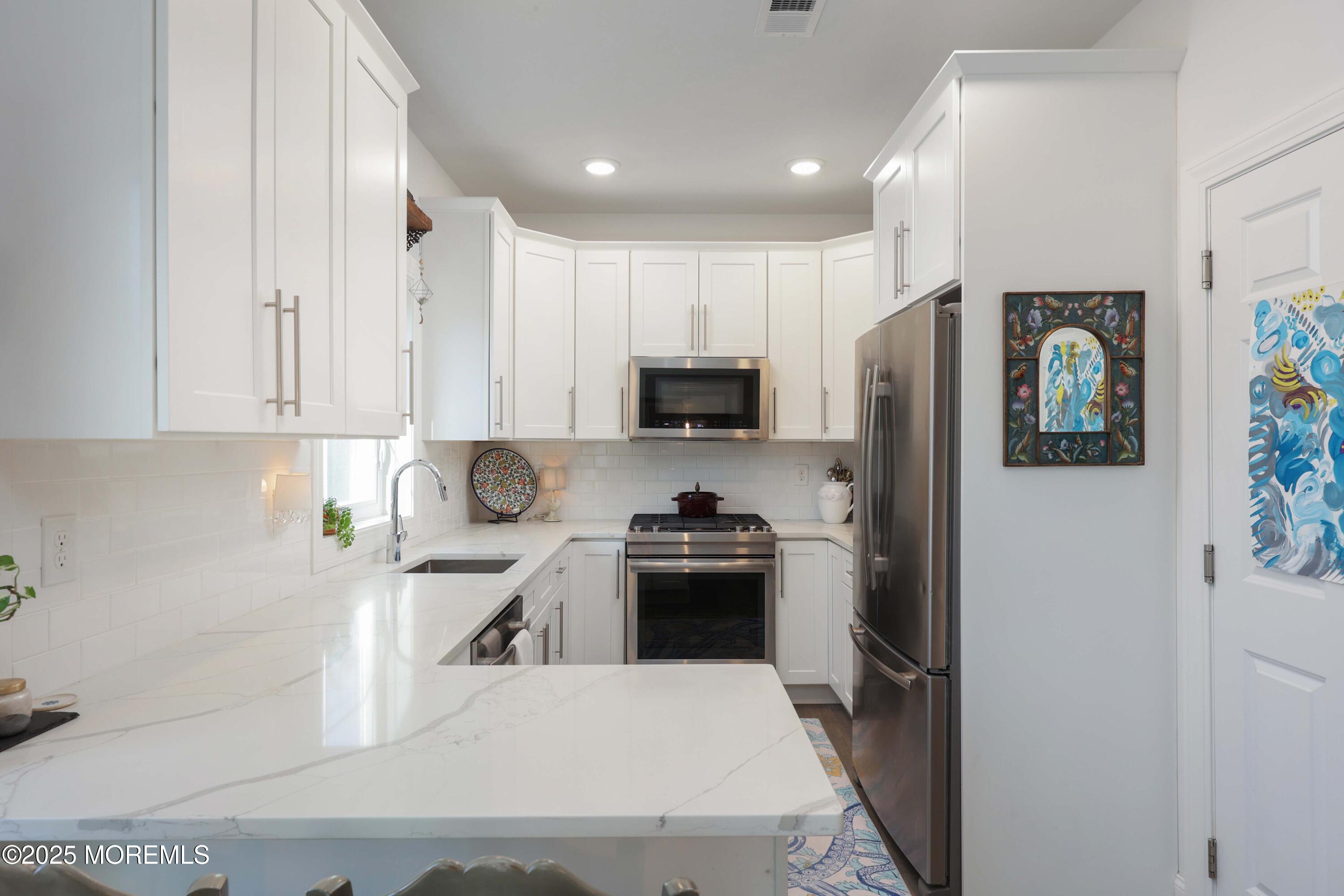 1125 Arnold Avenue 5