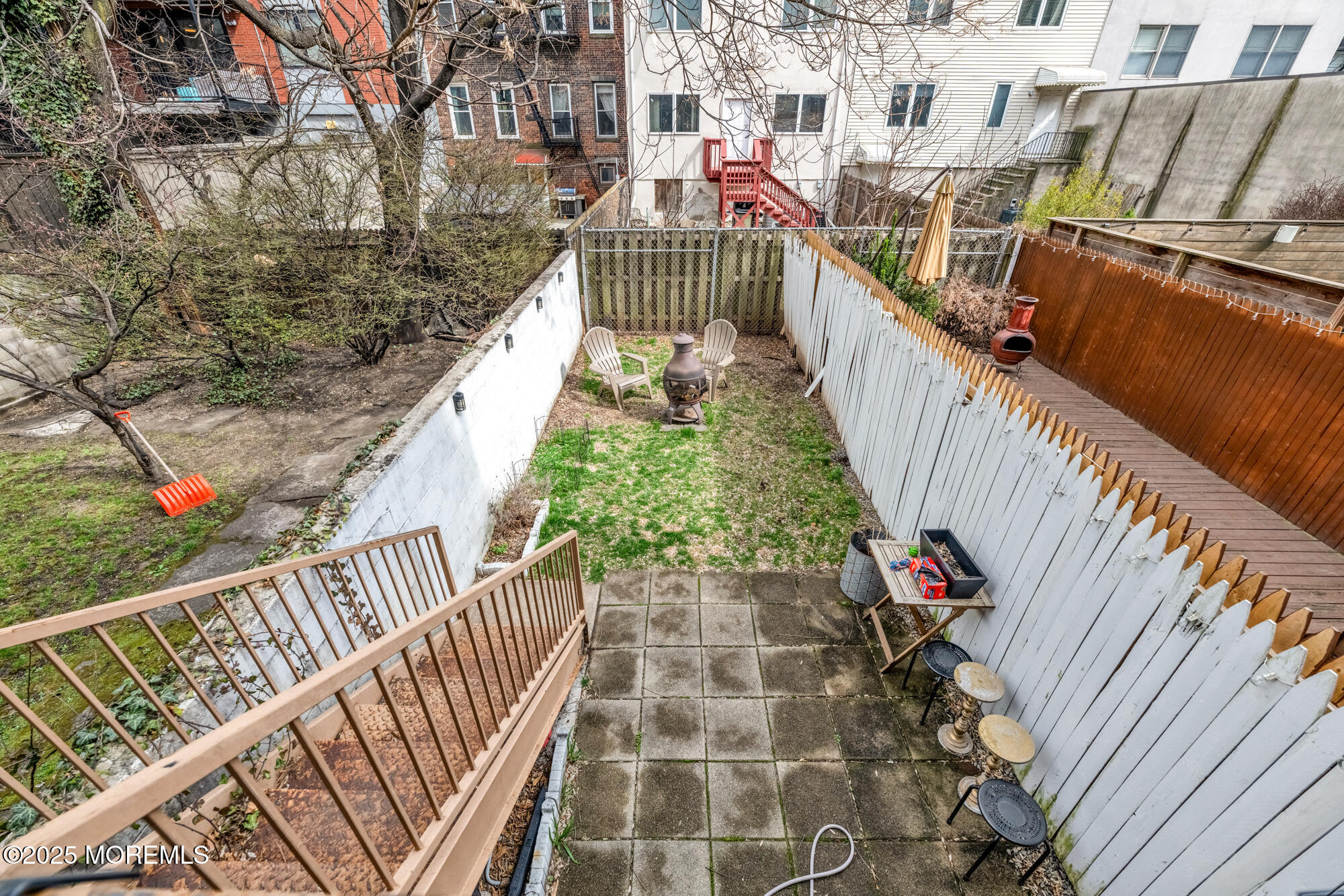 717 Adams Street, 1L