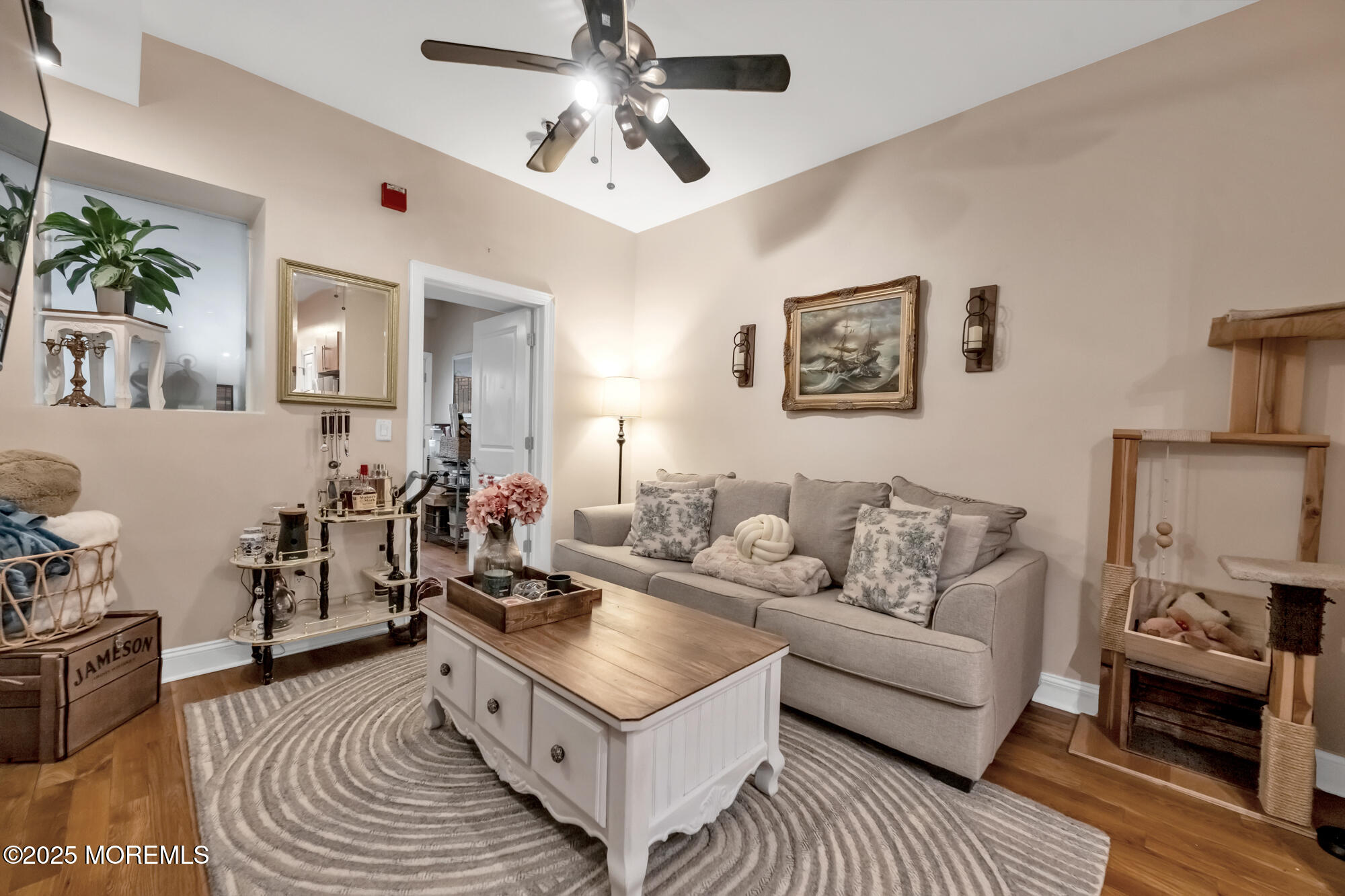 717 Adams Street, 1L