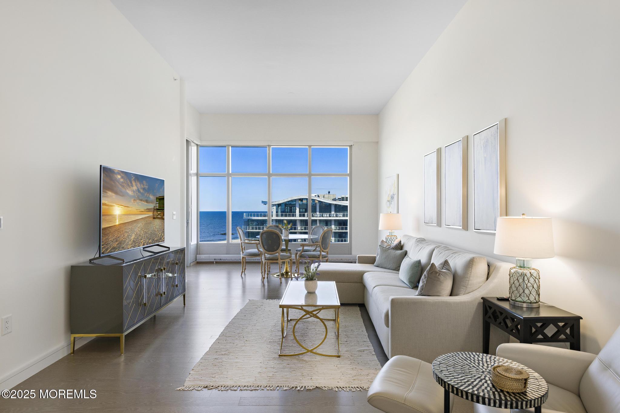 20 Melrose Terrace, 606