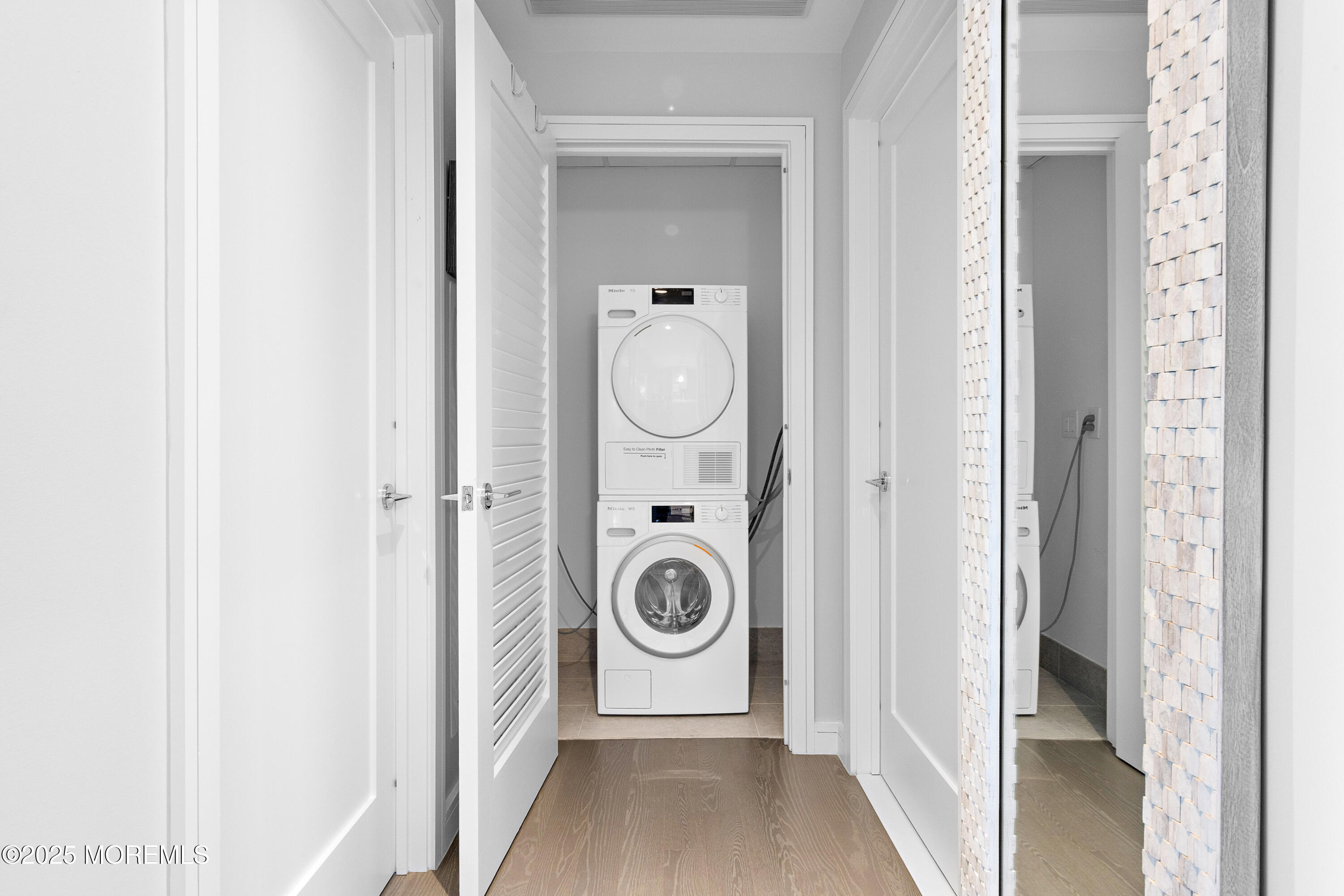 30 Melrose Terrace, 605