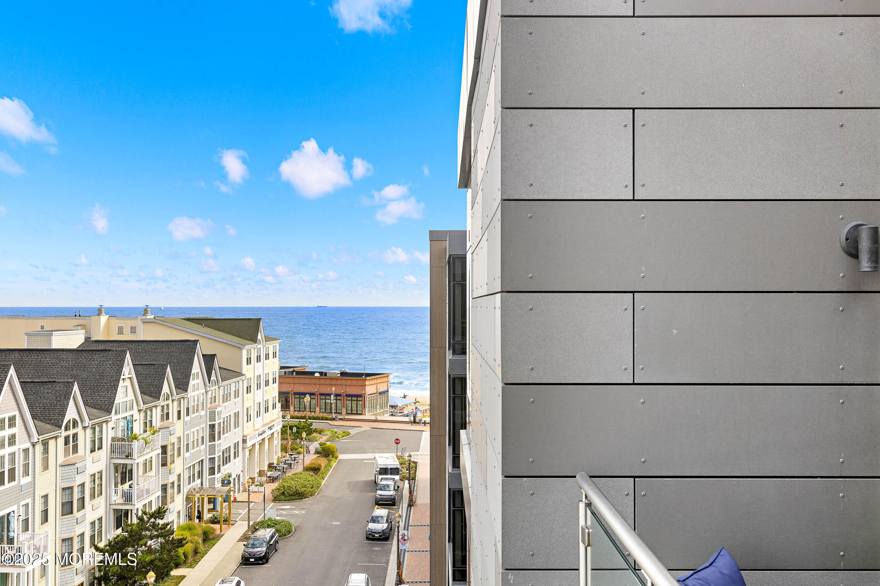 30 Melrose Terrace, 605