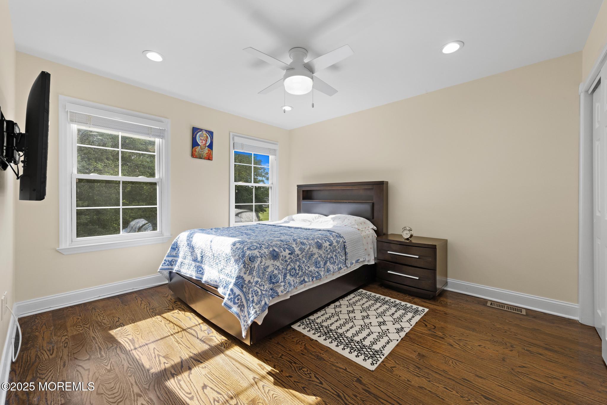 55 Nottingham Drive, 21