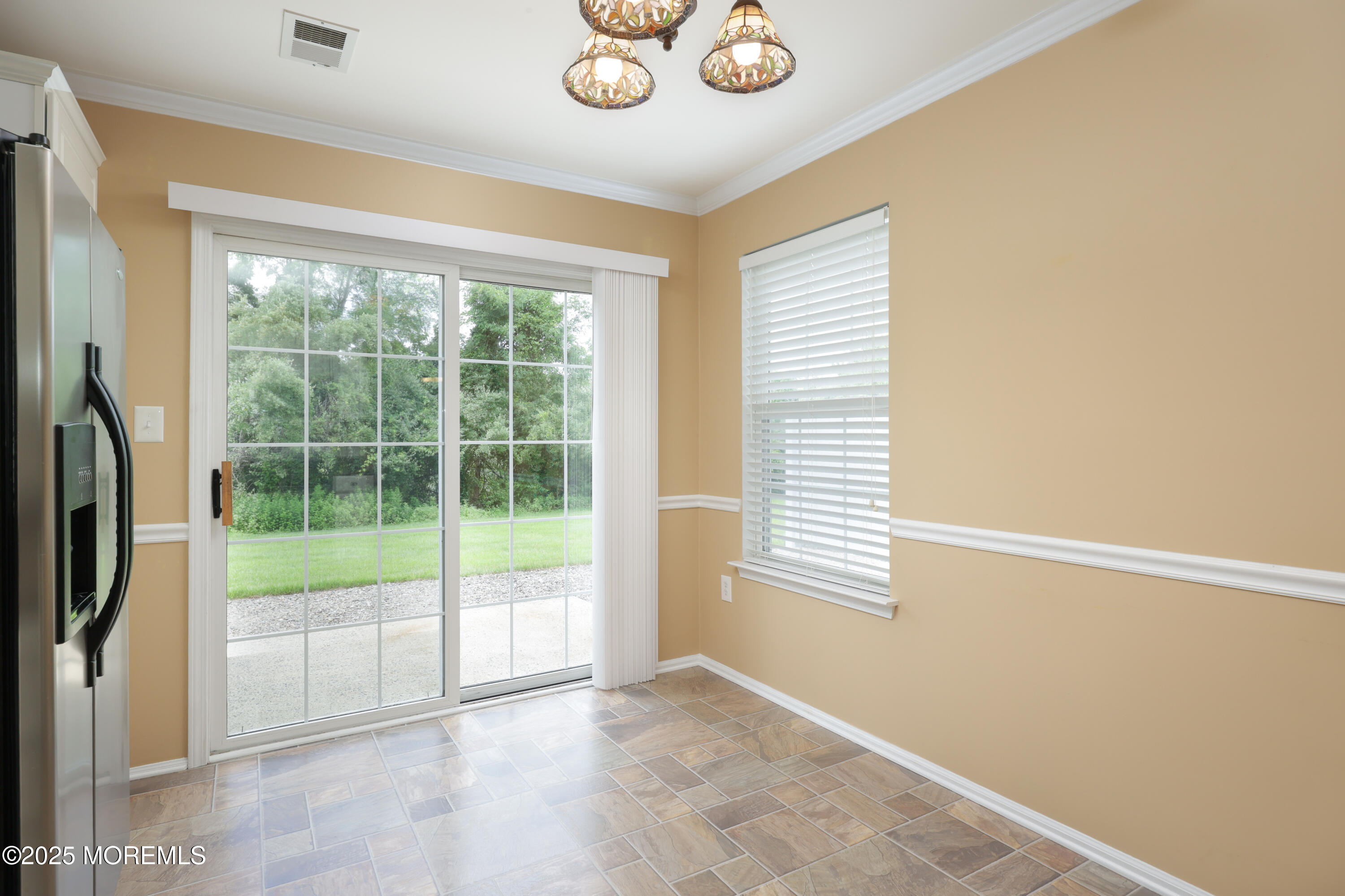 52 Picket Place 1000